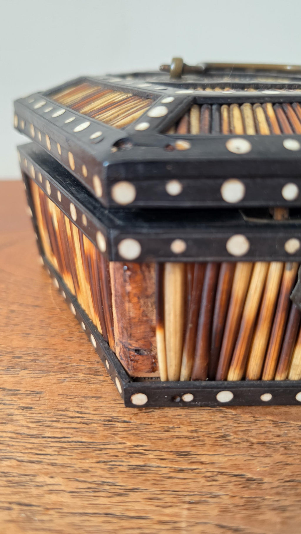 Antique 19th Century Ceylonese Porcupine Quill Box Sri Lanka Hexagonal Bone Inlay Casket - Image 9