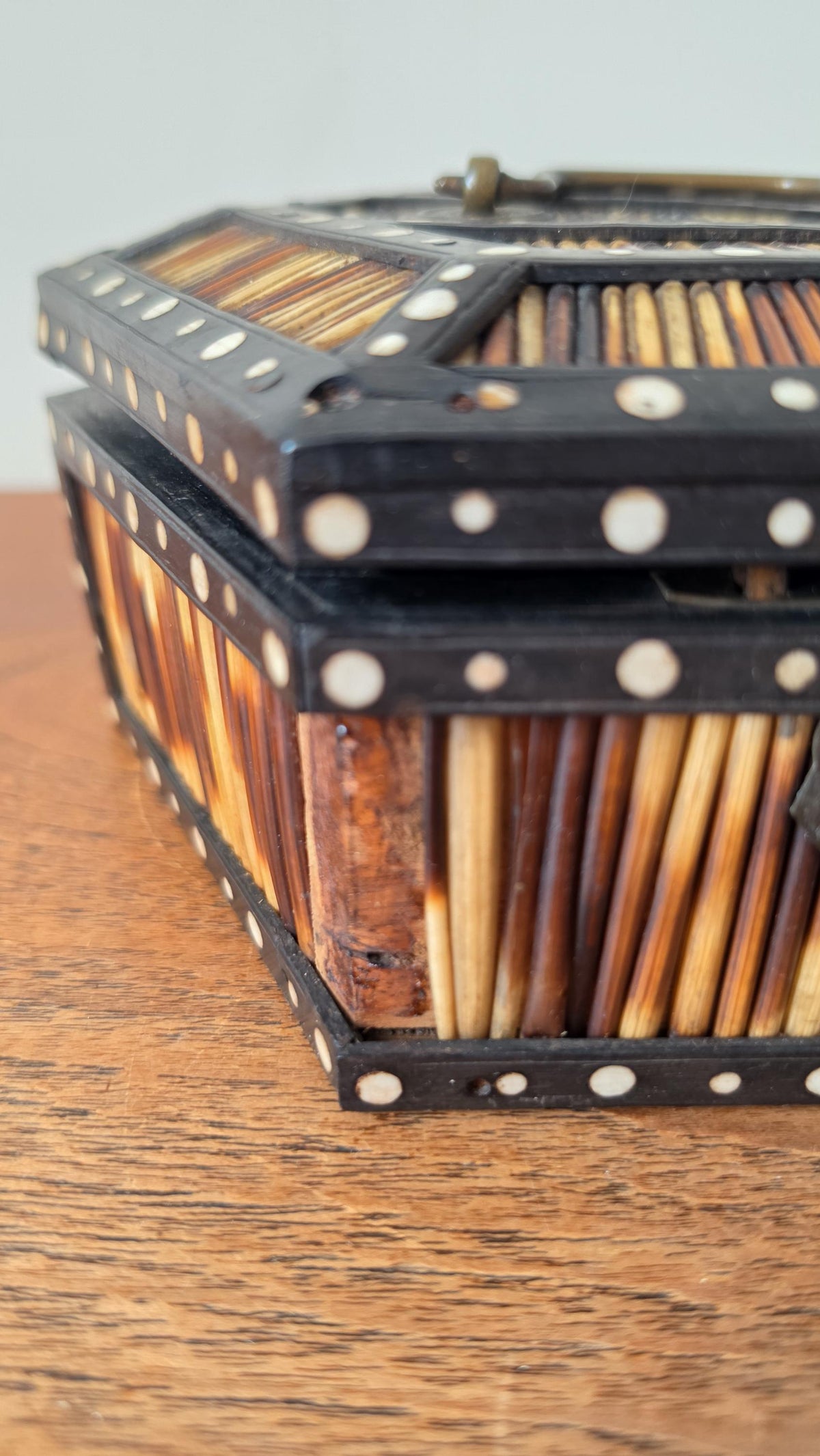 Antique 19th Century Ceylonese Porcupine Quill Box Sri Lanka Hexagonal Bone Inlay Casket - Image 9
