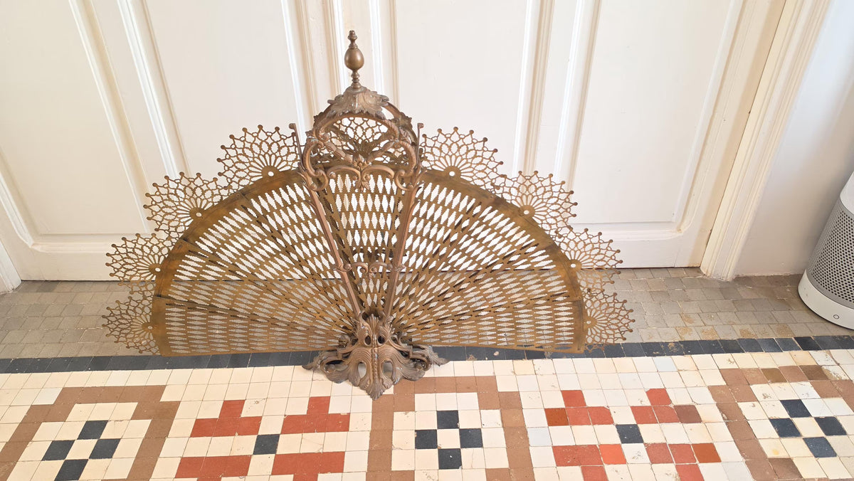 Antique Victorian Brass Fireplace Screen Ornate Folding Fan Peacock Fire Guard Hearth Screen Art Nouveau Home Decor - Image 4