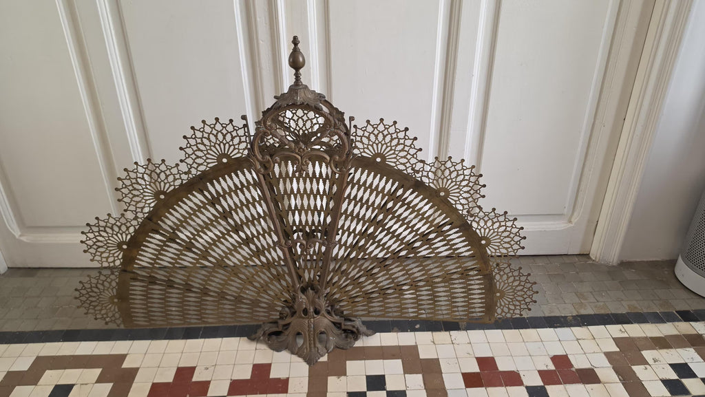 Antique Victorian Brass Fireplace Screen Ornate Folding Fan Peacock Fire Guard Hearth Screen Art Nouveau Home Decor - Image 3