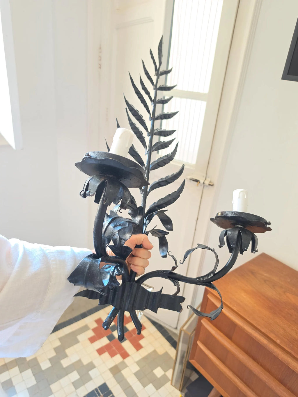 Vintage Italian Tole Wall Sconce Black Metal Botanical Light Double Arm Leaf Floral Hollywood Regency Mid Century Statement Lighting - Image 17