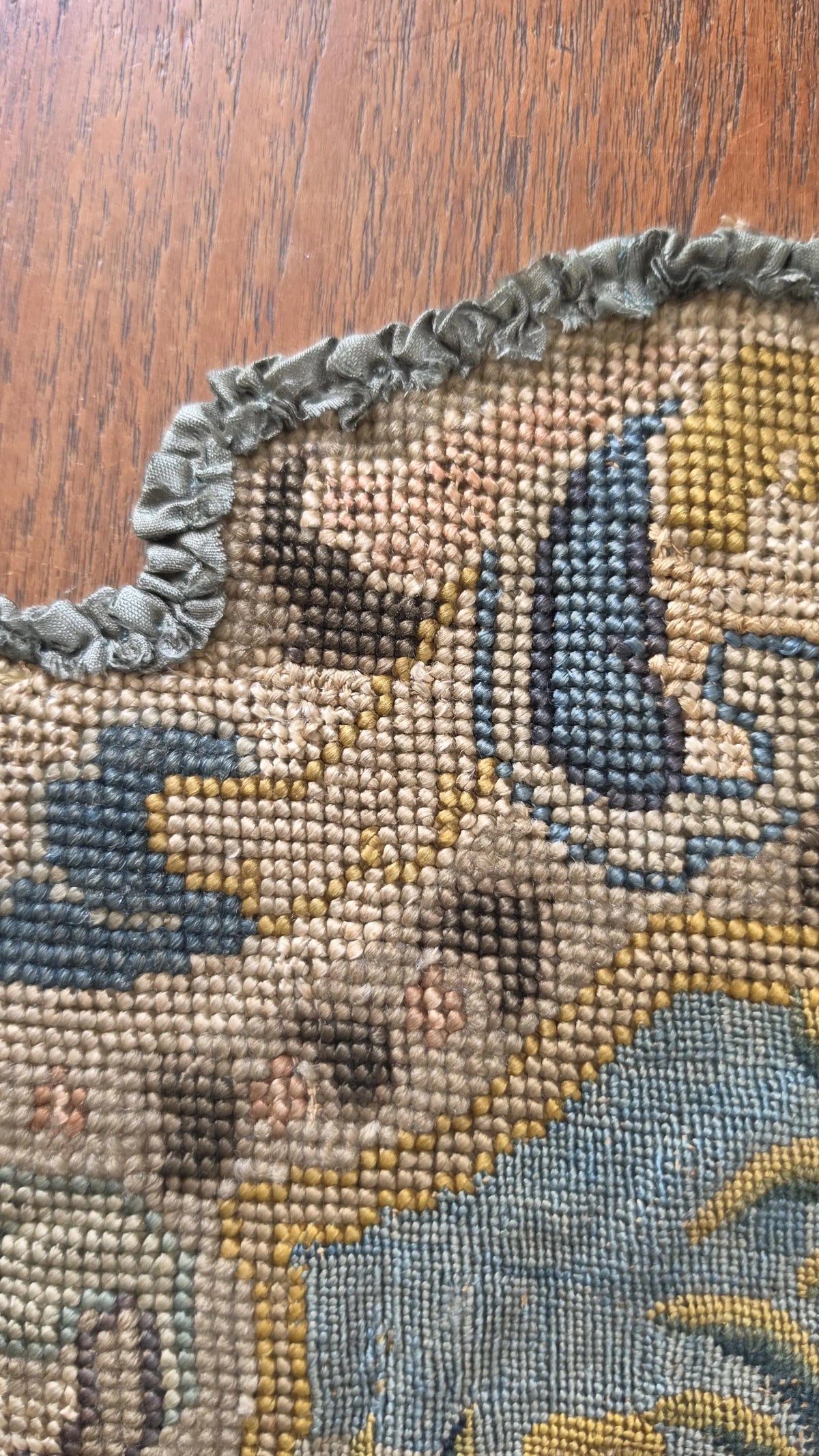 Antique French Petit Point & Gros Point Needlework Chair Back c1790 Silk Wool Figural Floral Tapestry Textile - Image 7