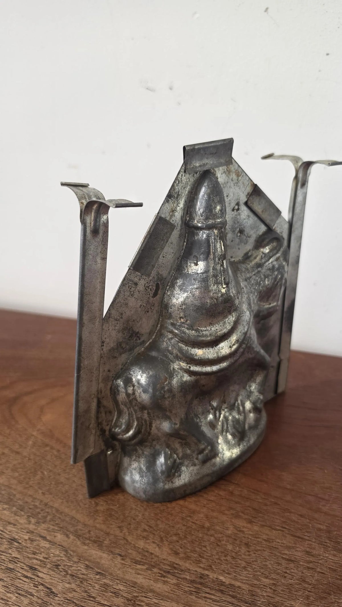 Antique French Santa Claus Chocolate Mold, Père Noël on Horse Tin Mould, Rare Equestrian Christmas Confectionery Form - Image 8