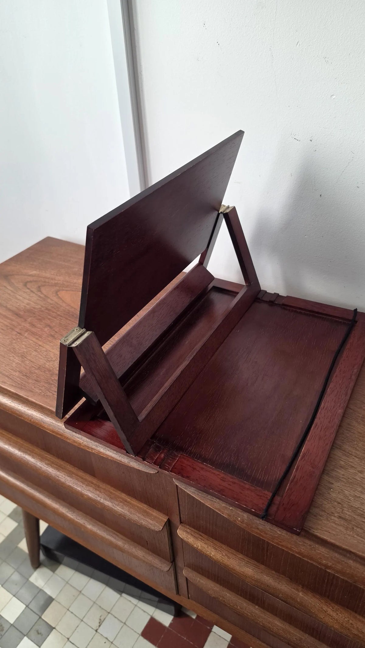 Vintage Wooden Reading Stand, Adjustable Book Rest, Folding Cookbook Holder, Desktop Lectern, Library Book Display, Writing Stand - Image 9
