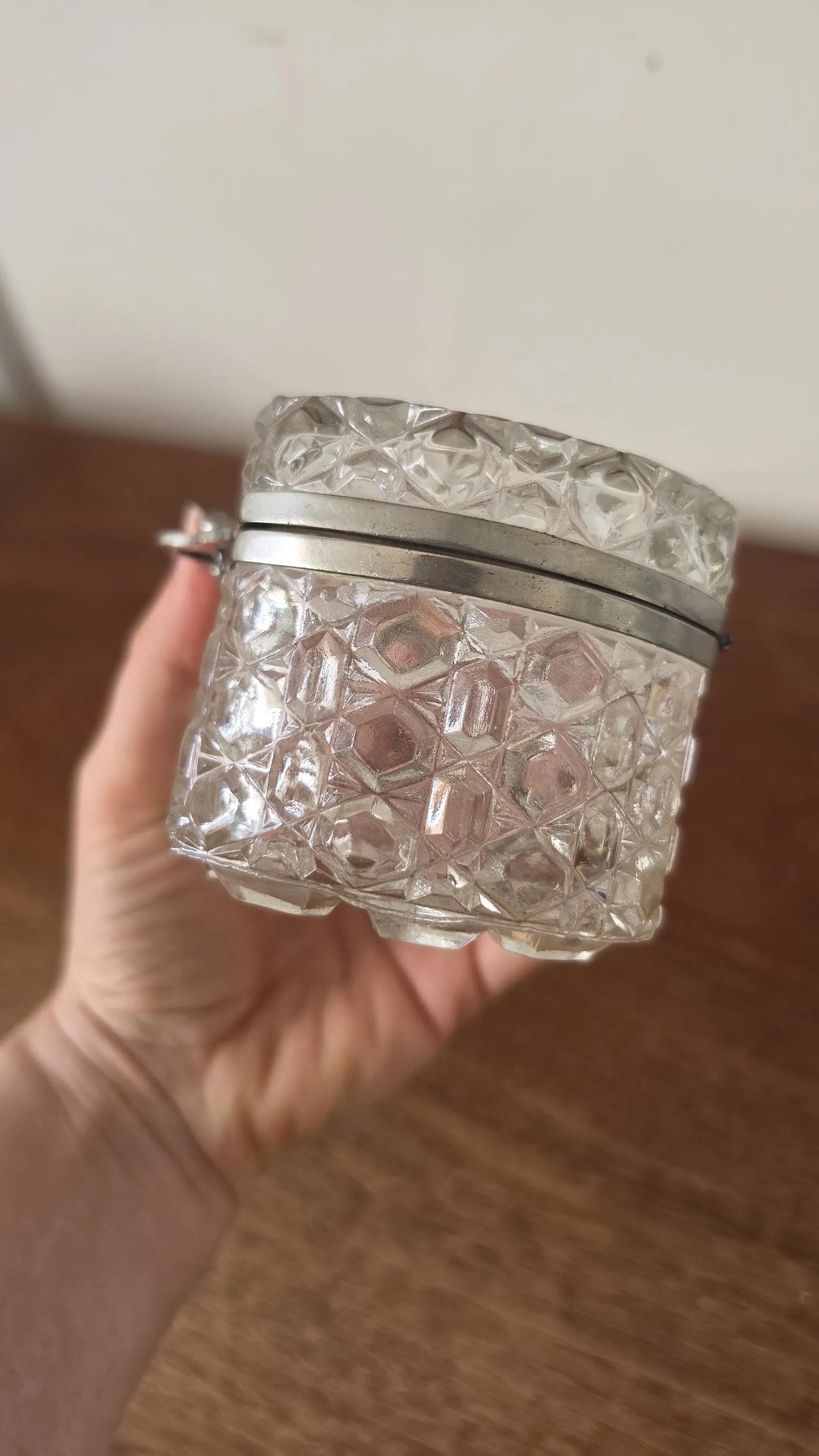 Vintage Crystal Glass Trinket Box, Brass Hinged Jewelry Casket, Diamond Cut Vanity Box, French Style Glass Keepsake Box, Ring Box - Image 8