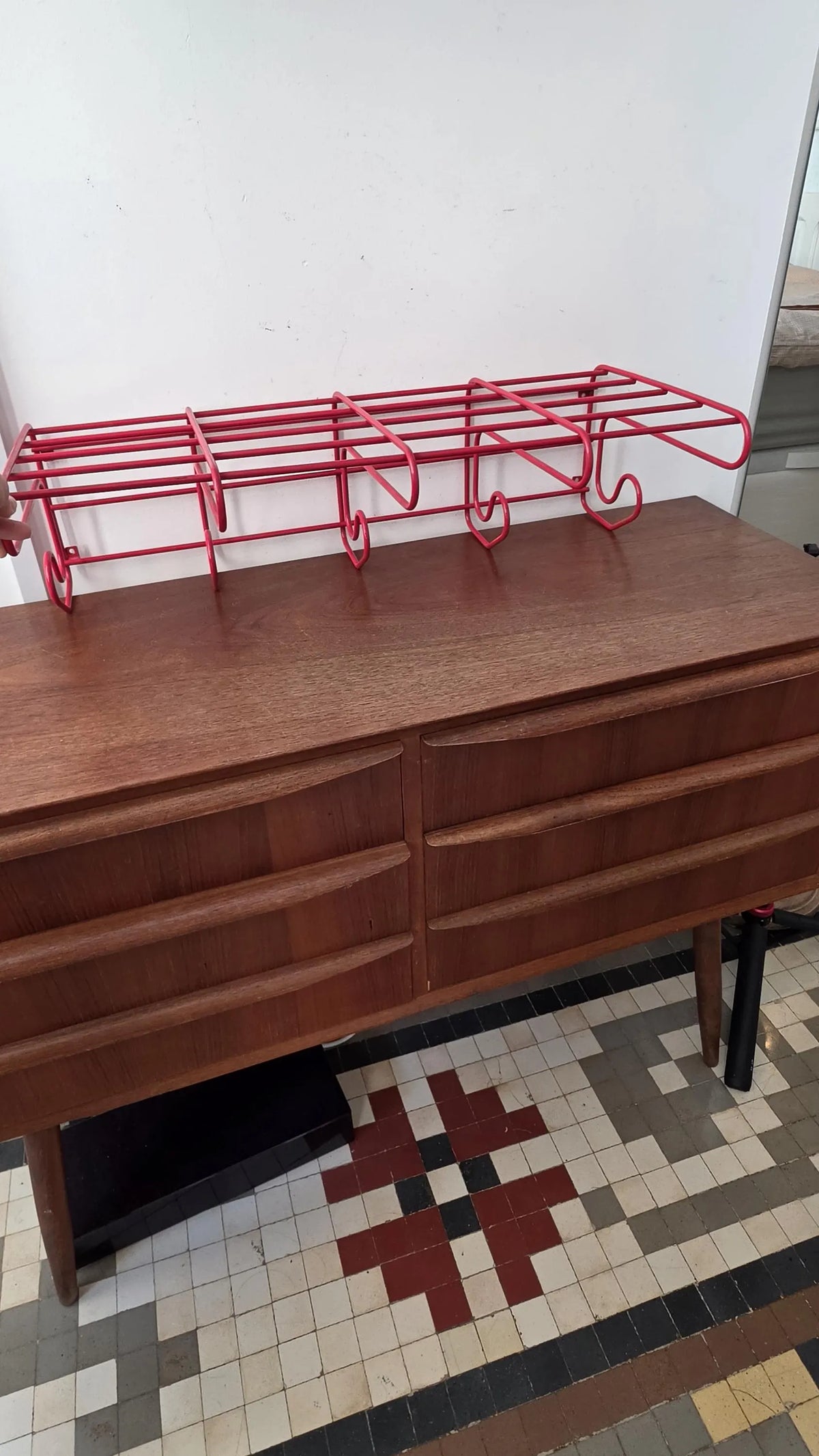 Vintage Red Metal Wall Coat Rack, Mid Century Modern Hat Shelf with 6 Hooks, Retro Entryway Organizer, Industrial Wall Mounted Storage - Image 4