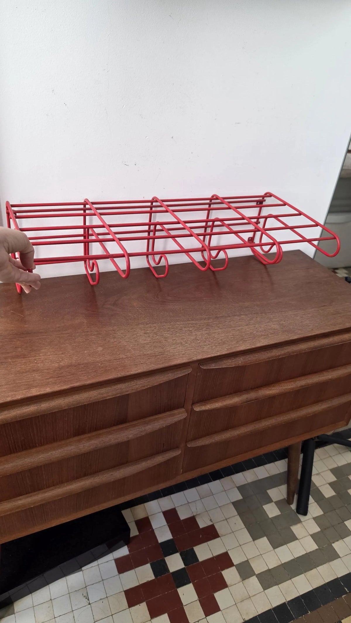 Vintage Red Metal Wall Coat Rack, Mid Century Modern Hat Shelf with 6 Hooks, Retro Entryway Organizer, Industrial Wall Mounted Storage - Image 3
