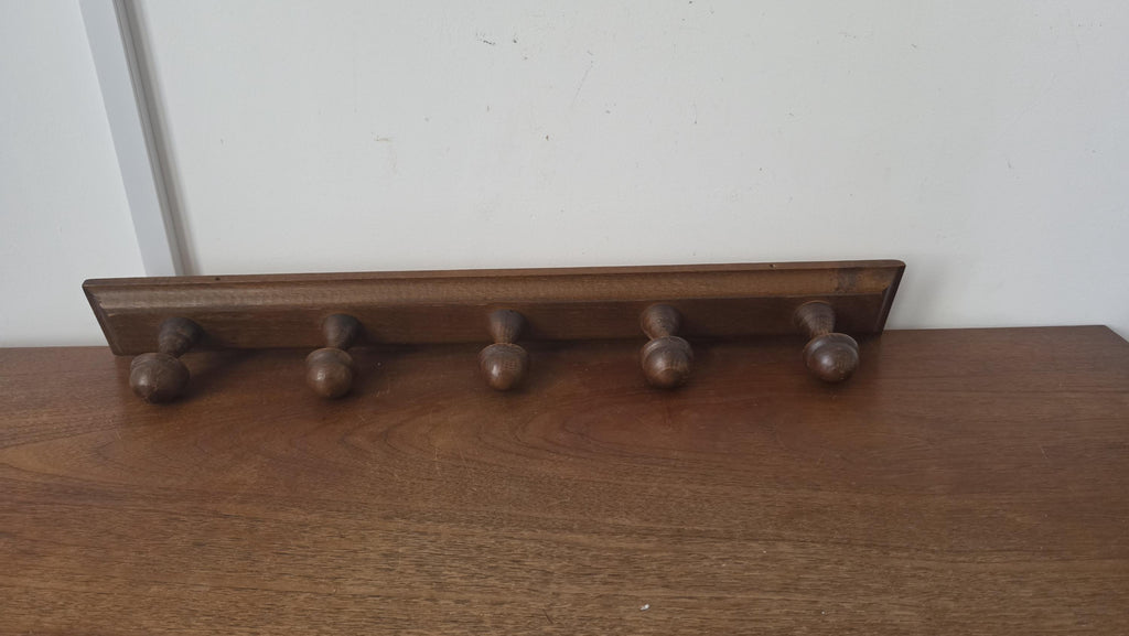 Vintage Wooden Wall Coat Rack, 5 Peg Coat Hook, Rustic Farmhouse Wall Organizer, Dark Wood Hat Rack, Entryway Towel Holder - Image 4
