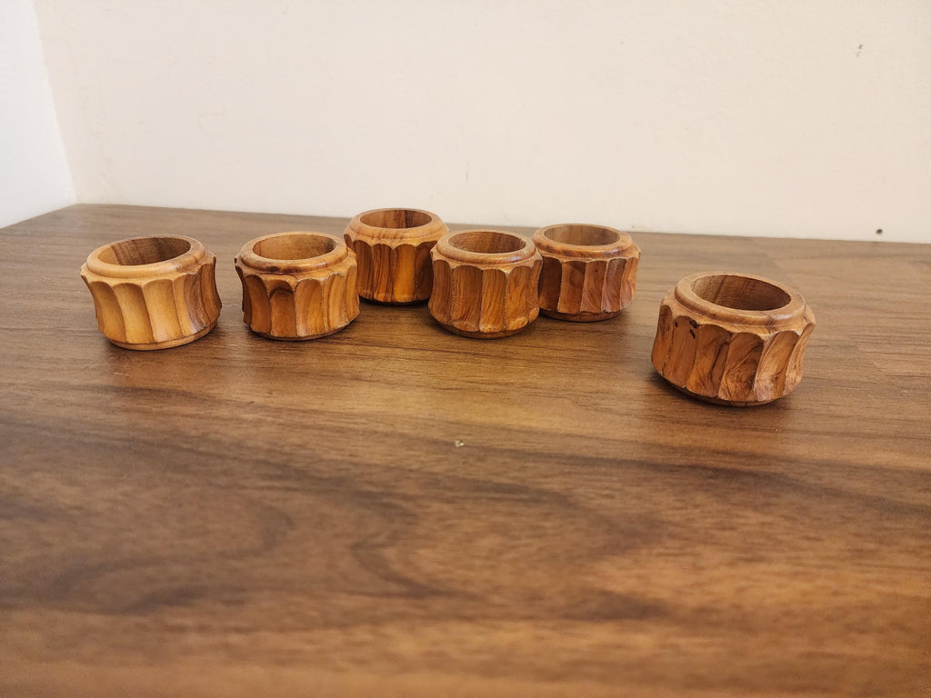 Set of 6 Vintage Carved Wooden Napkin Rings, Mid Century Modern Table Decor, Natural Teak Style Fluted Design, Rustic Dining Accessories
