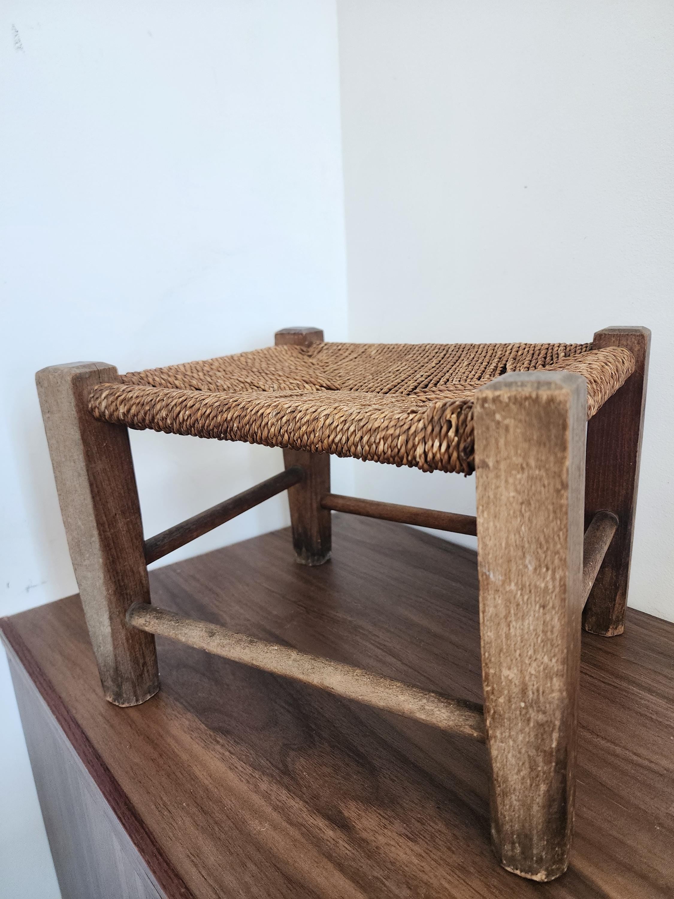 Rustic Woven Stool, Vintage Wood Footstool, Small Farmhouse Stool, Natural Wicker Seat, Country Cottage Decor