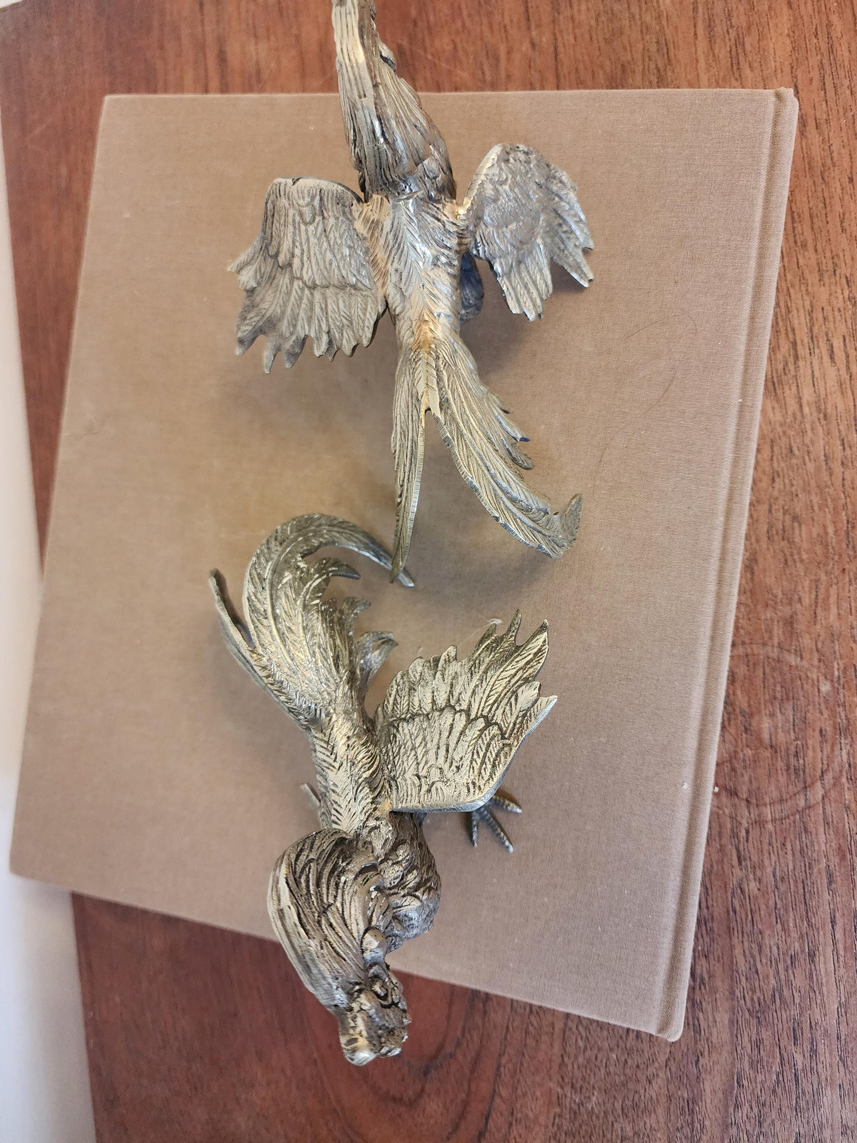 Vintage silver plated fighting Rooster Figurines Pair, Silver Tone Fighting Cockerels Sculptures, Farmhouse Country Animal Decor