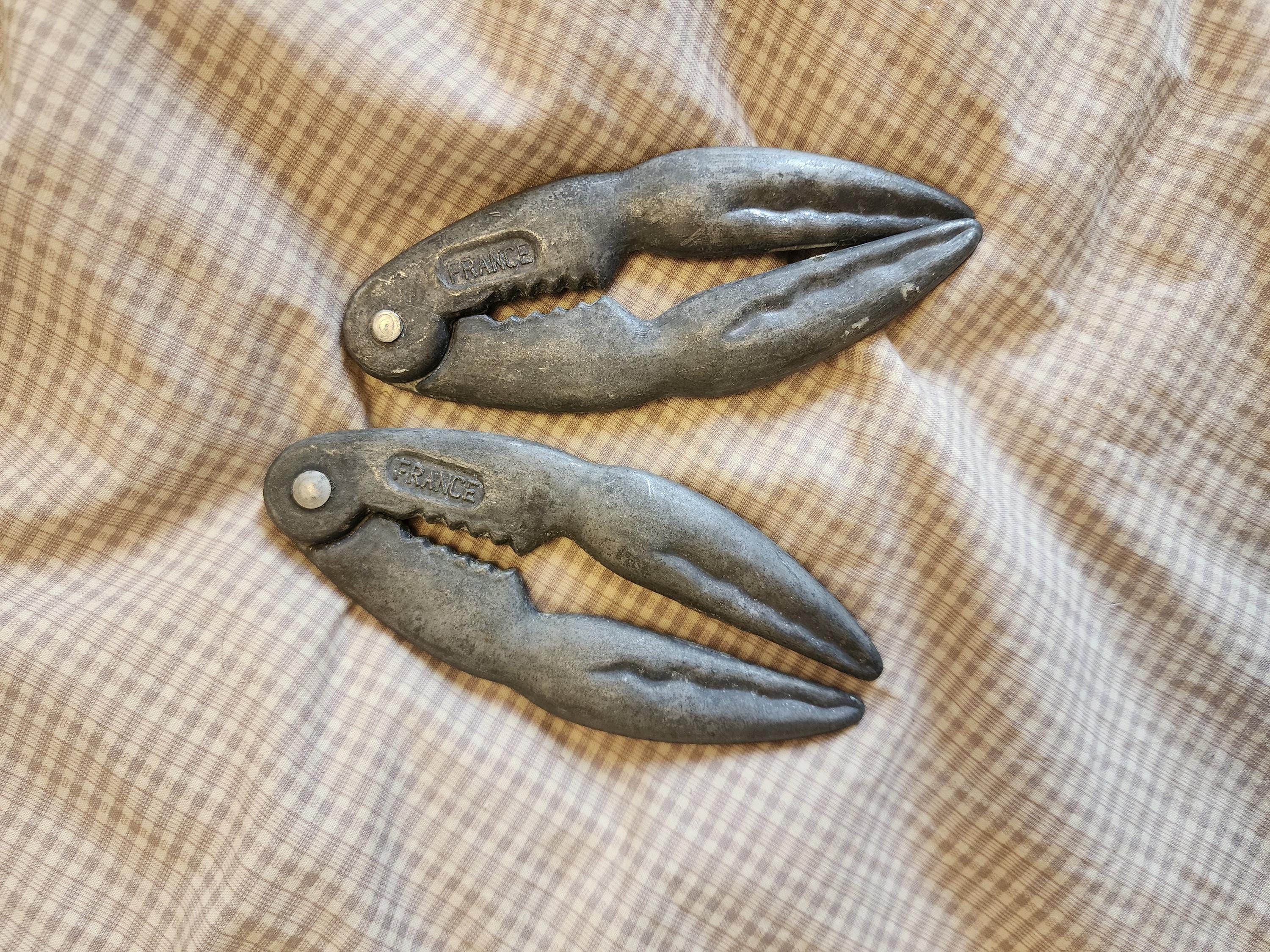Vintage French Crab Claw Crackers