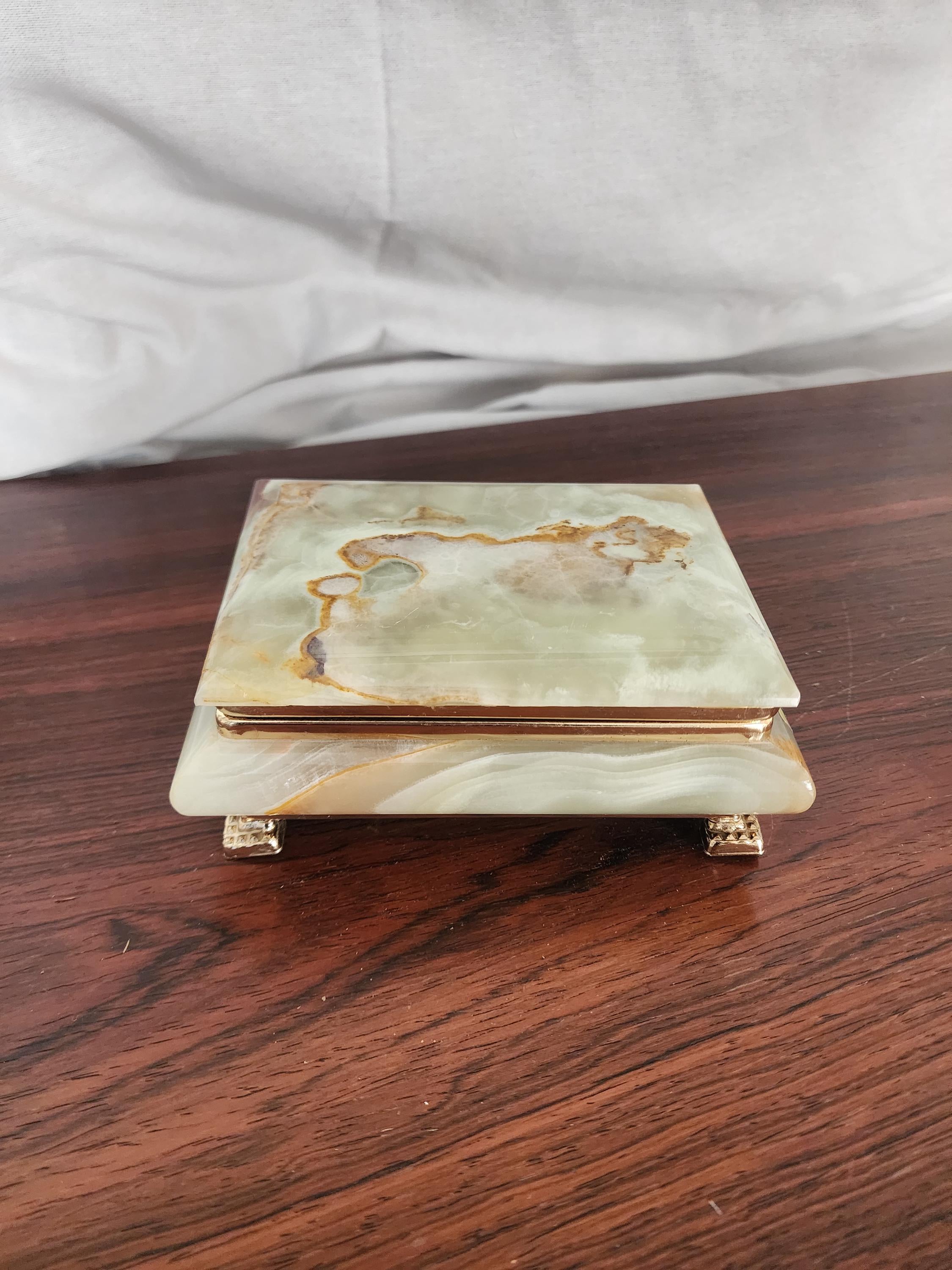 Vintage Green Onyx Stone Box, Mid Century Onyx Jewelry Box, Polished Marble Trinket Box, Natural Stone Decor, 1970s Desk or Vanity Box