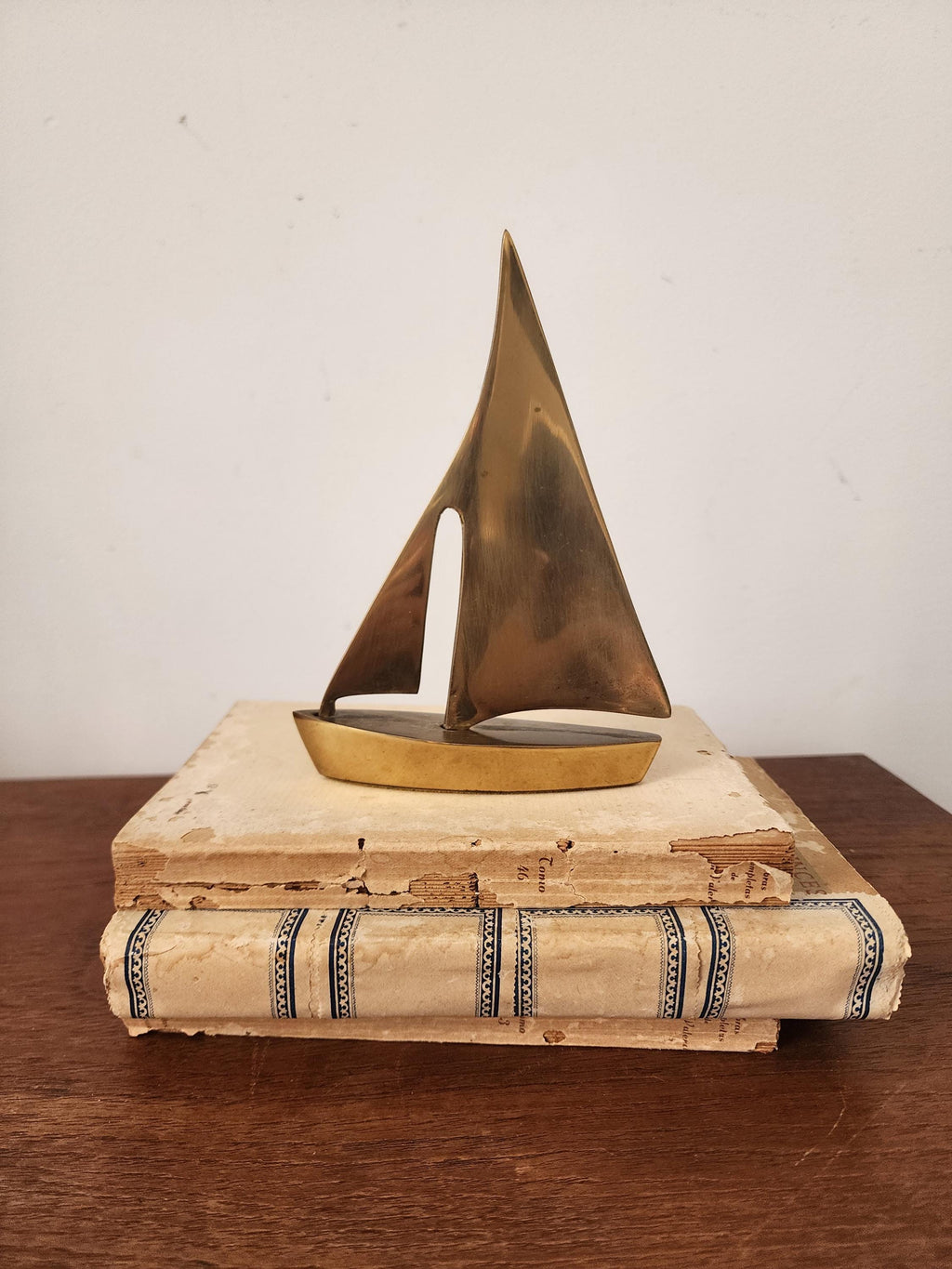 MCM Brass Sailboat Sculpture, Mid Century Modern Nautical Decor, Vintage Minimalist Brass Boat Figurine