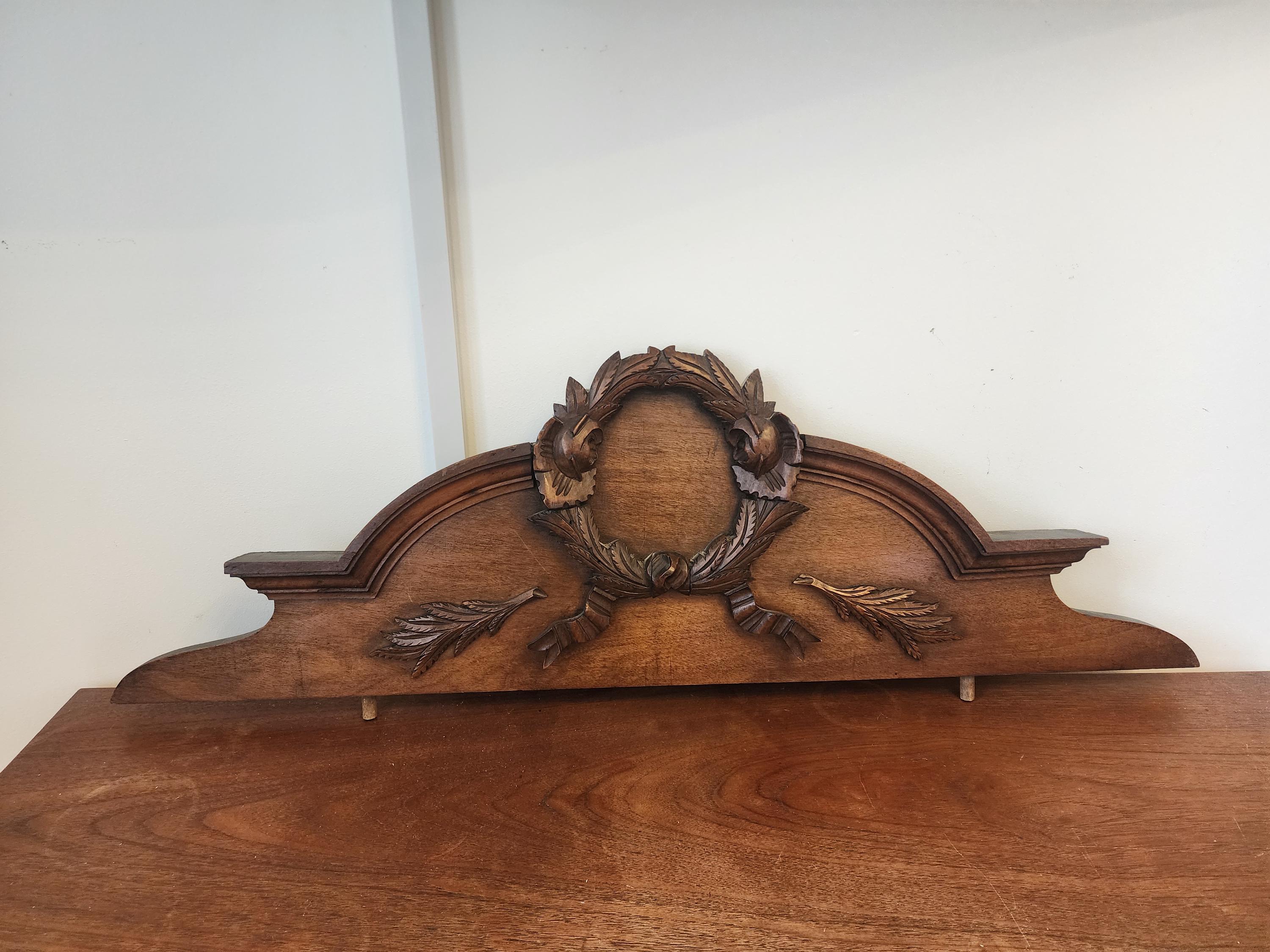 Vintage Carved Wood Furniture Pediment Crest, French Style Architectural Applique, Ornate Laurel Wreath Furniture Topper Decor