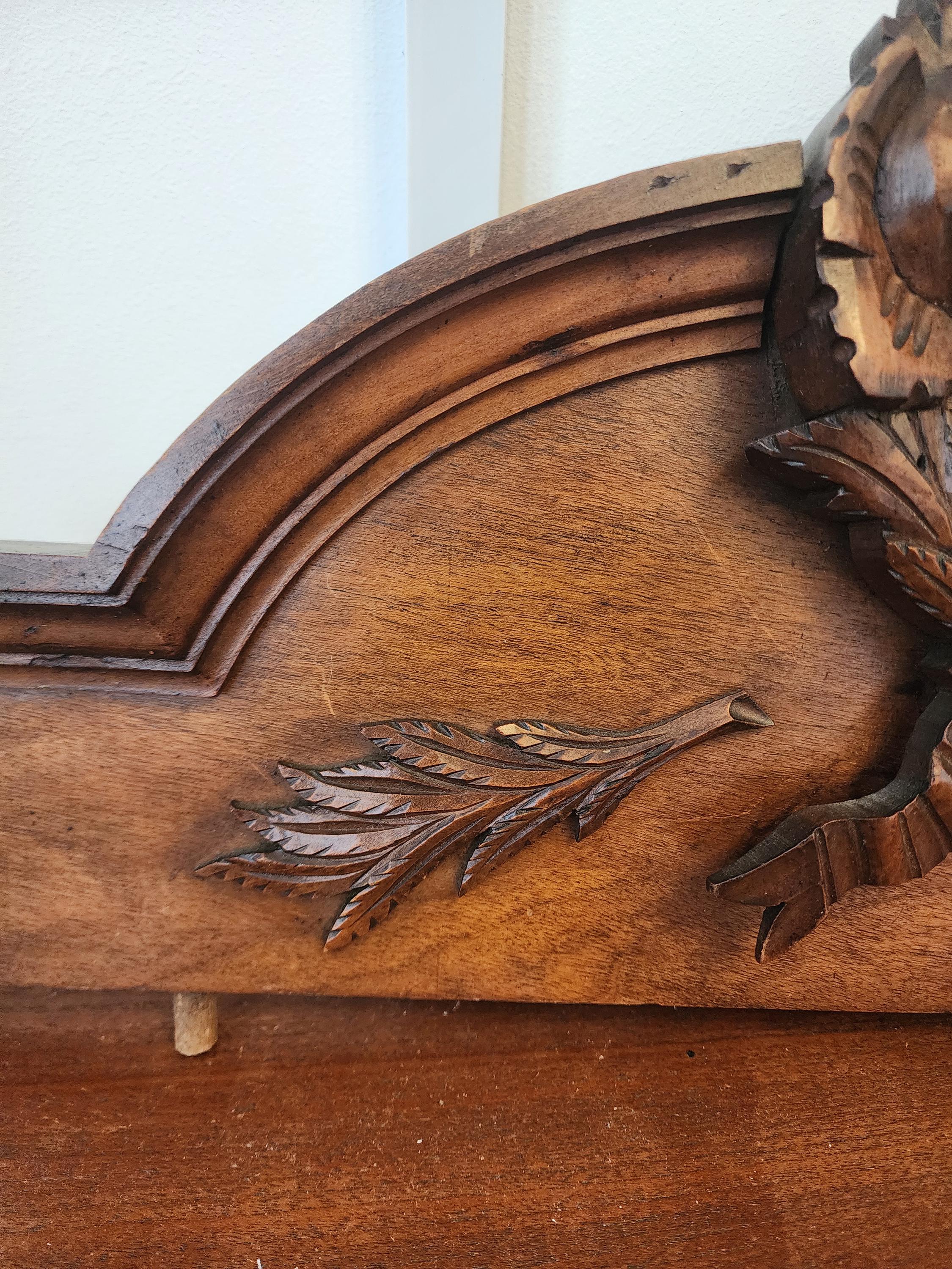 Vintage Carved Wood Furniture Pediment Crest, French Style Architectural Applique, Ornate Laurel Wreath Furniture Topper Decor