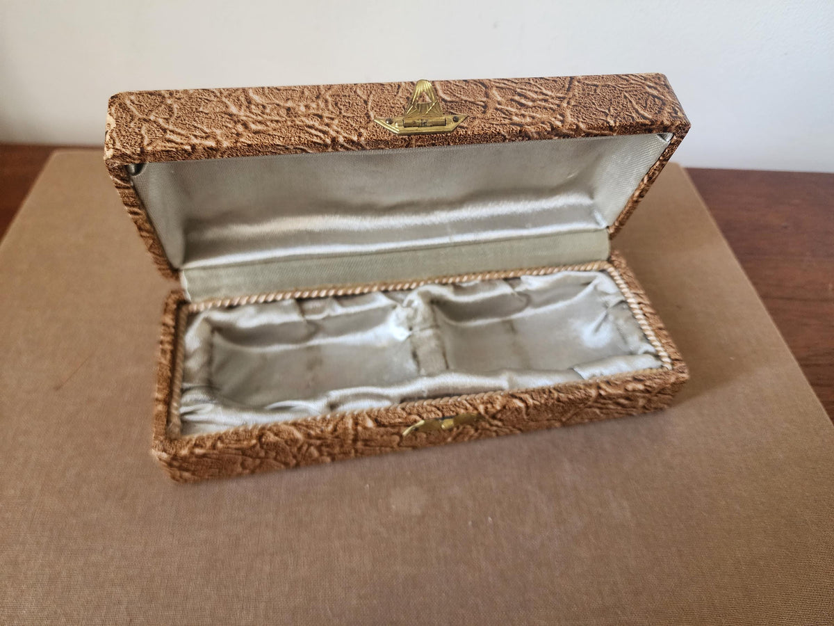 Vintage Monsieur Madame Napkin Rings with Box, French Silver Tone Napkin Holders Set, Romantic Table Setting, Wedding Table Decor