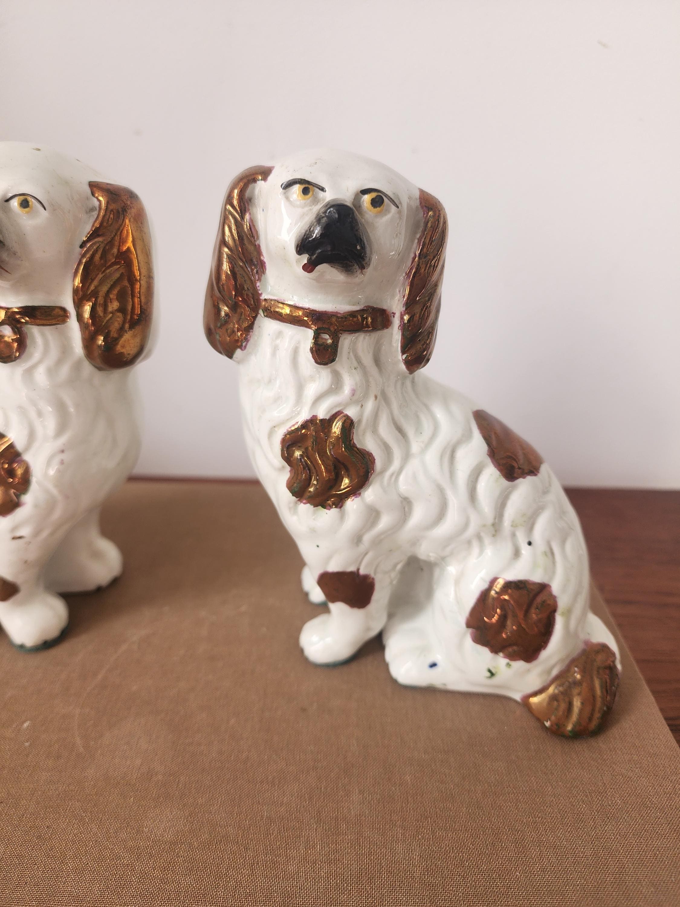 Vintage Staffordshire Spaniel Dog Figurines Pair, White Gold Ceramic Dogs, Staffordshire Style Dog Statues, Victorian Dog Decor