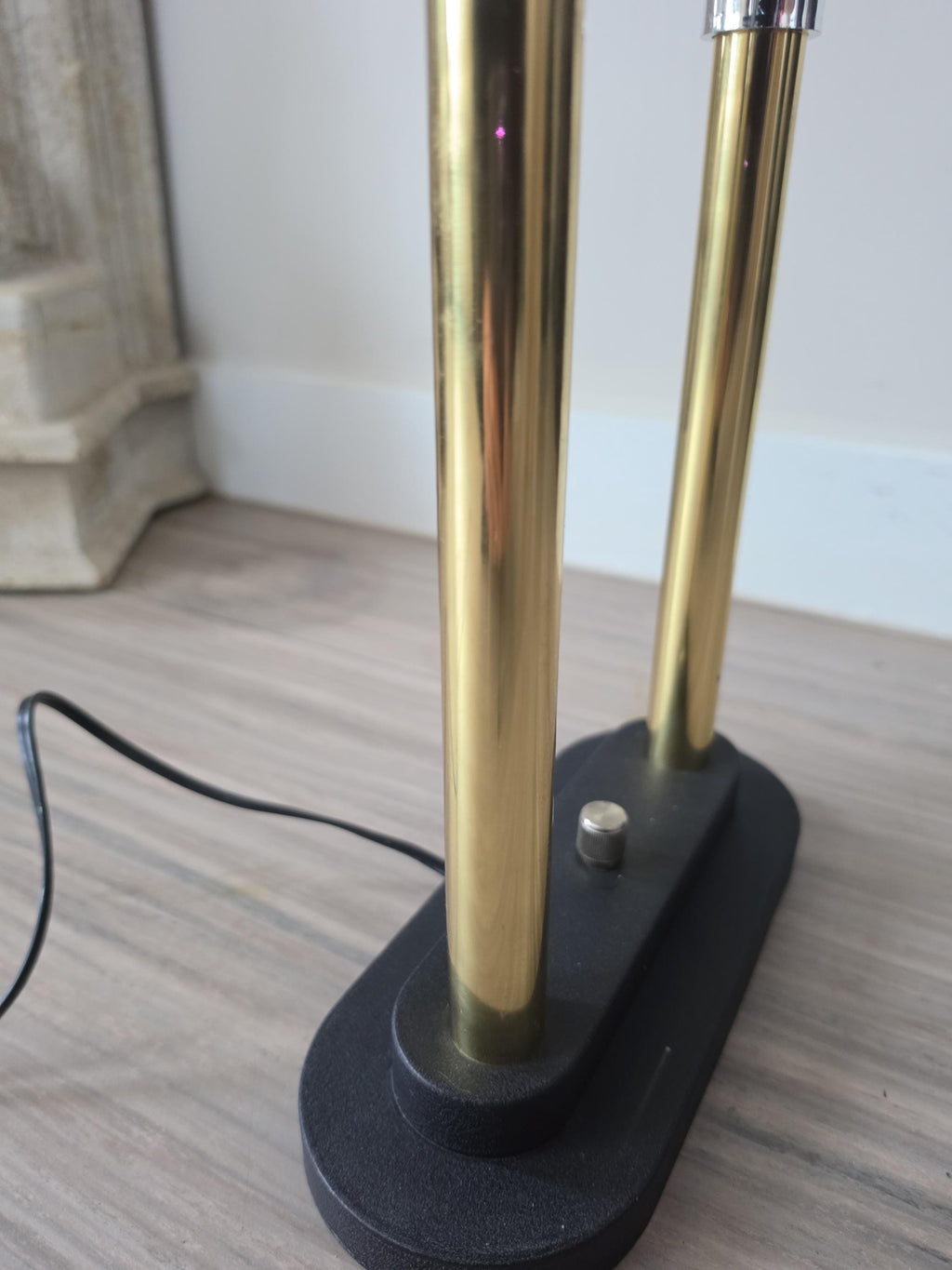 Vintage Robert Sonneman Desk Lamp Dimmable Postmodern Table Lamp Glass Shelf Brass Columns 1980s Memphis Style Lighting