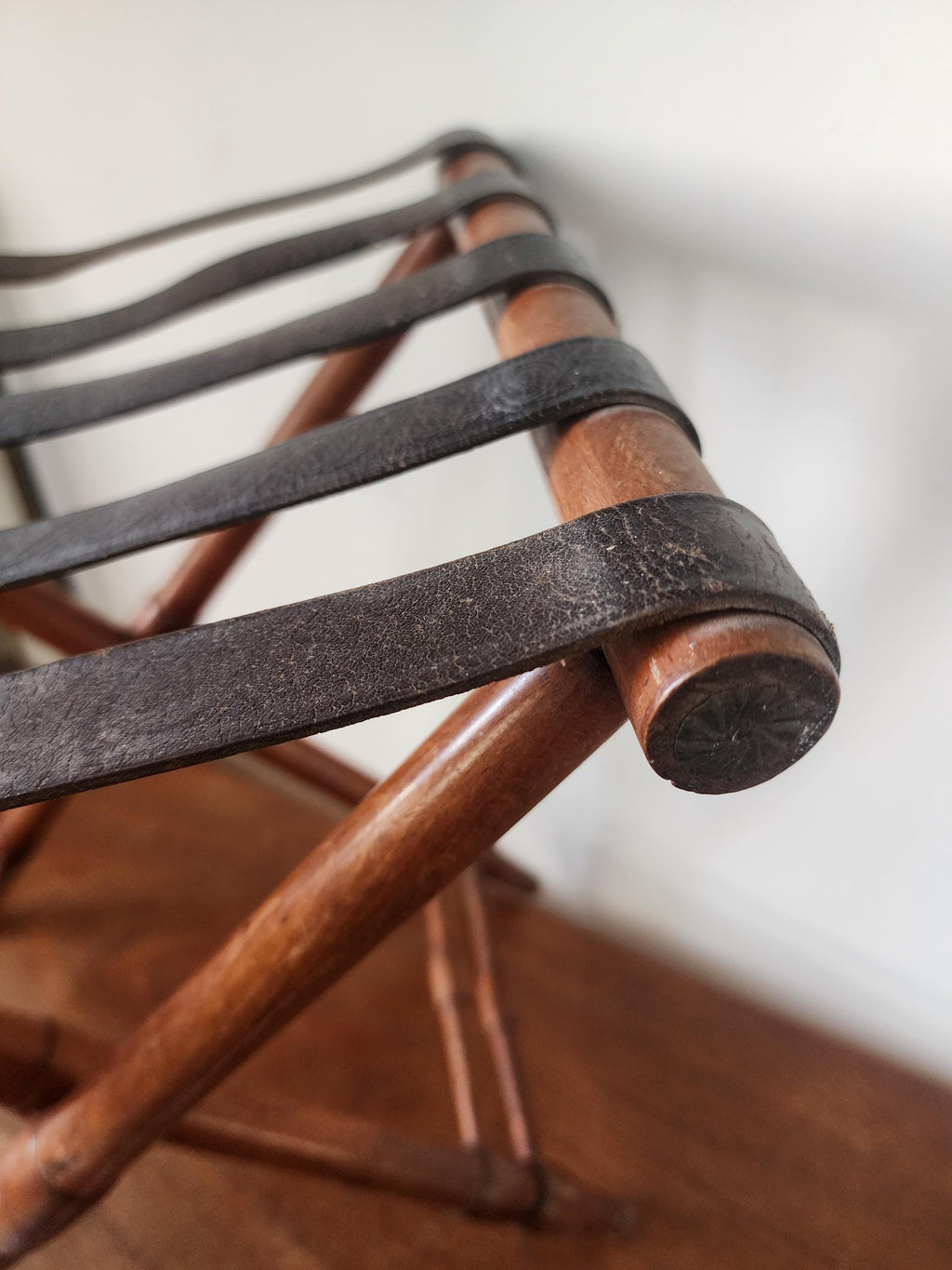 Vintage Folding Campaign Stool, Wood and Leather Strap Folding Chair, Portable Travel Stool, Rustic Wooden Folding Seat