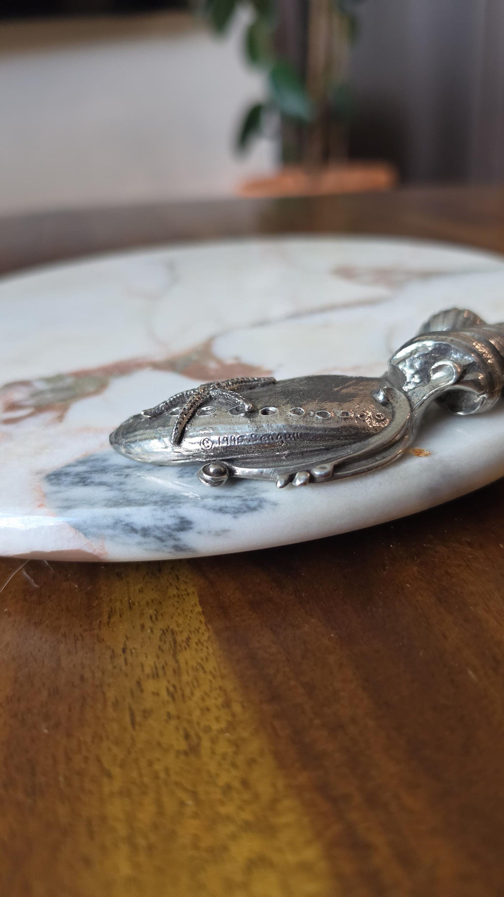 Vintage Marble Tray with Metal Handle, Round Stone Serving Platter, Italian Style Cheese Board, Decorative Marble Dish, Seagull 1995