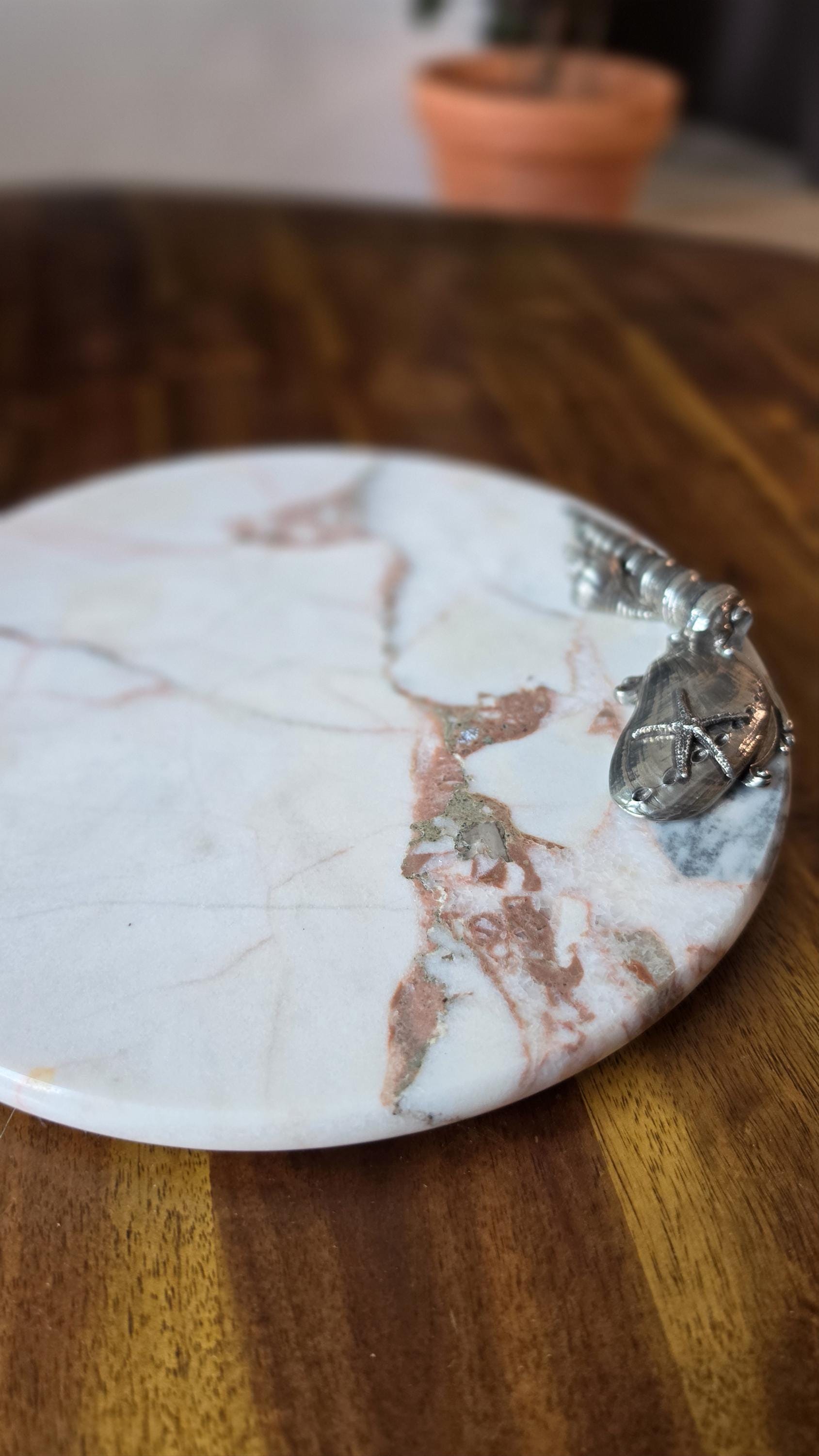 Vintage Marble Tray with Metal Handle, Round Stone Serving Platter, Italian Style Cheese Board, Decorative Marble Dish, Seagull 1995
