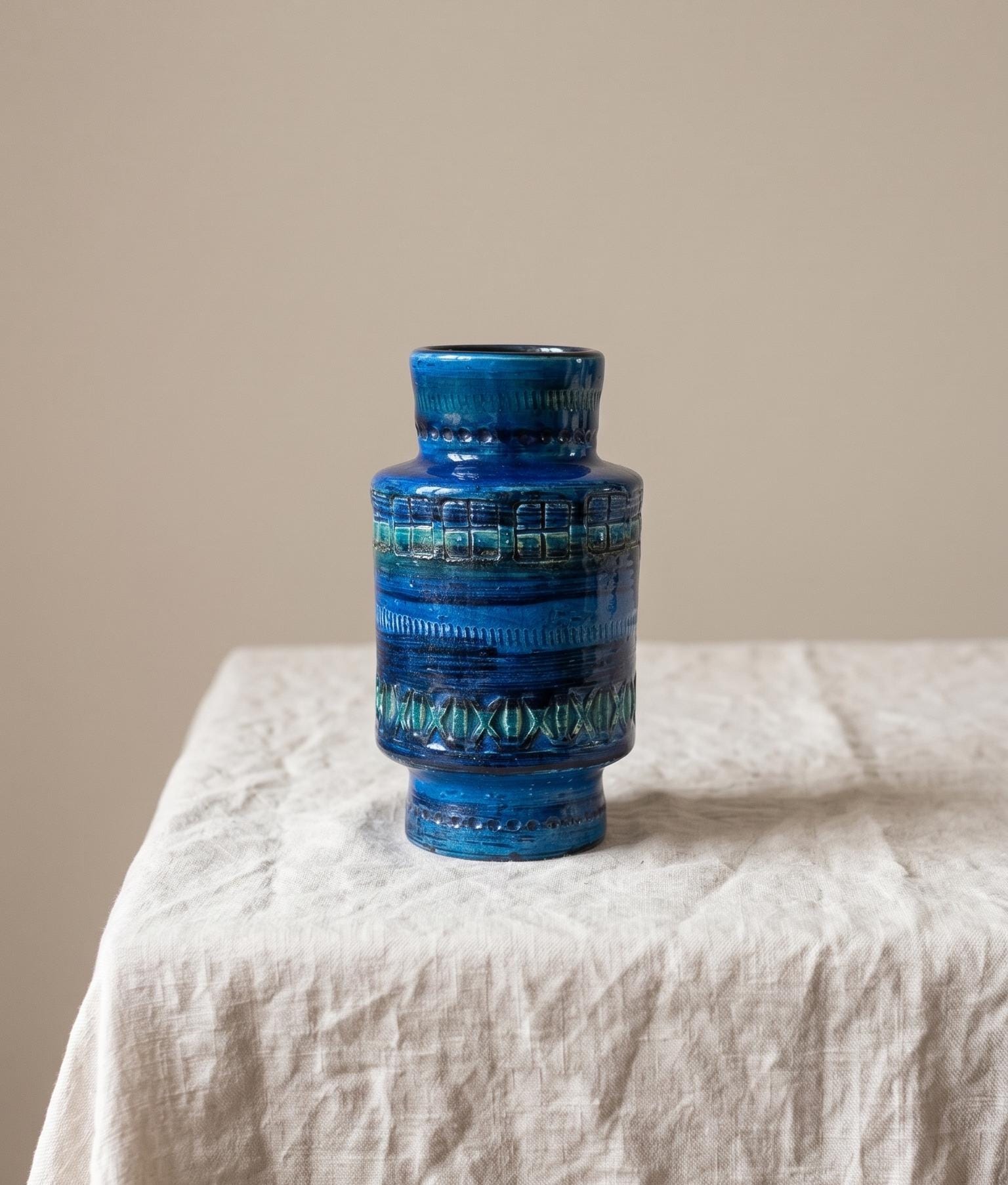 Vintage Bitossi Rimini Blu Vase