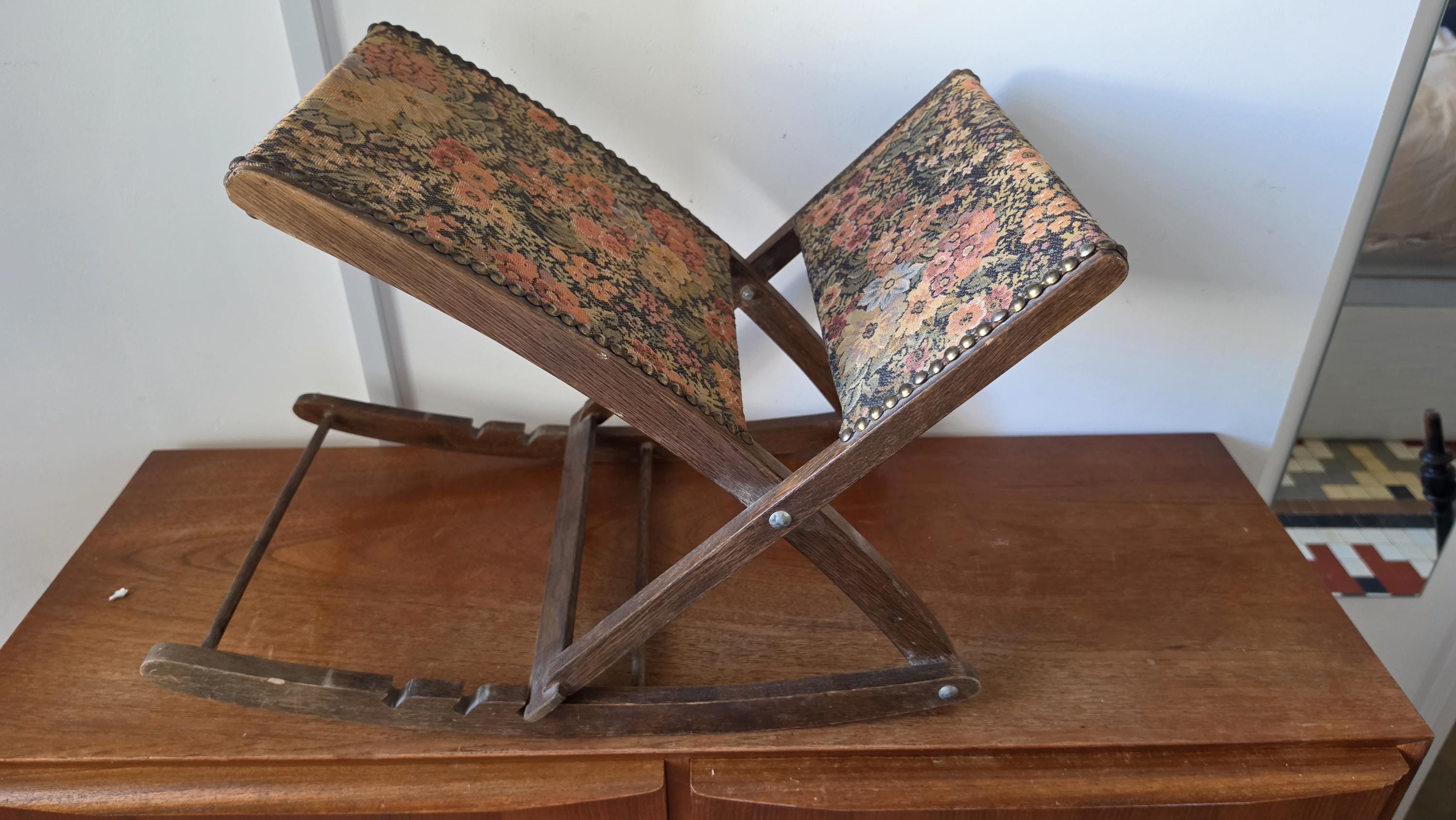 Vintage French Floral Folding Footstool, Upholstered Rocking Footrest, 3 Position Wooden Stool, Tapestry Fabric Living Room Decor
