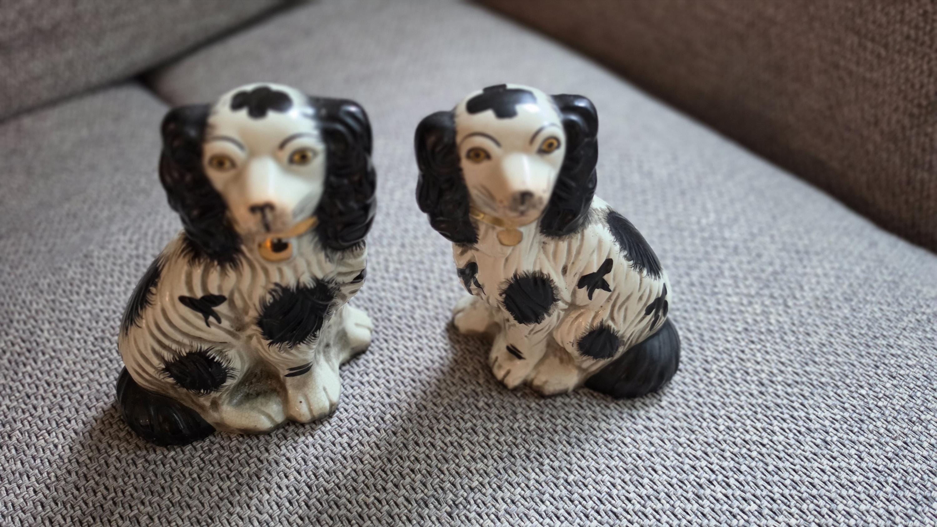 RARE Antique Staffordshire Spaniel Dogs Pair Hand Painted, Victorian Style Ceramic Dog Figurines Black White Mantel Decor