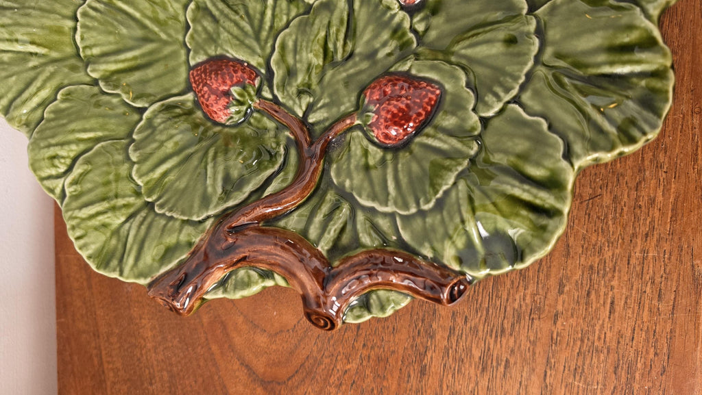 Vintage Majolica Strawberry Plate, Portuguese Ceramic Strawberry Platter, Cottagecore Serving Dish, Botanical Fruitware Decor