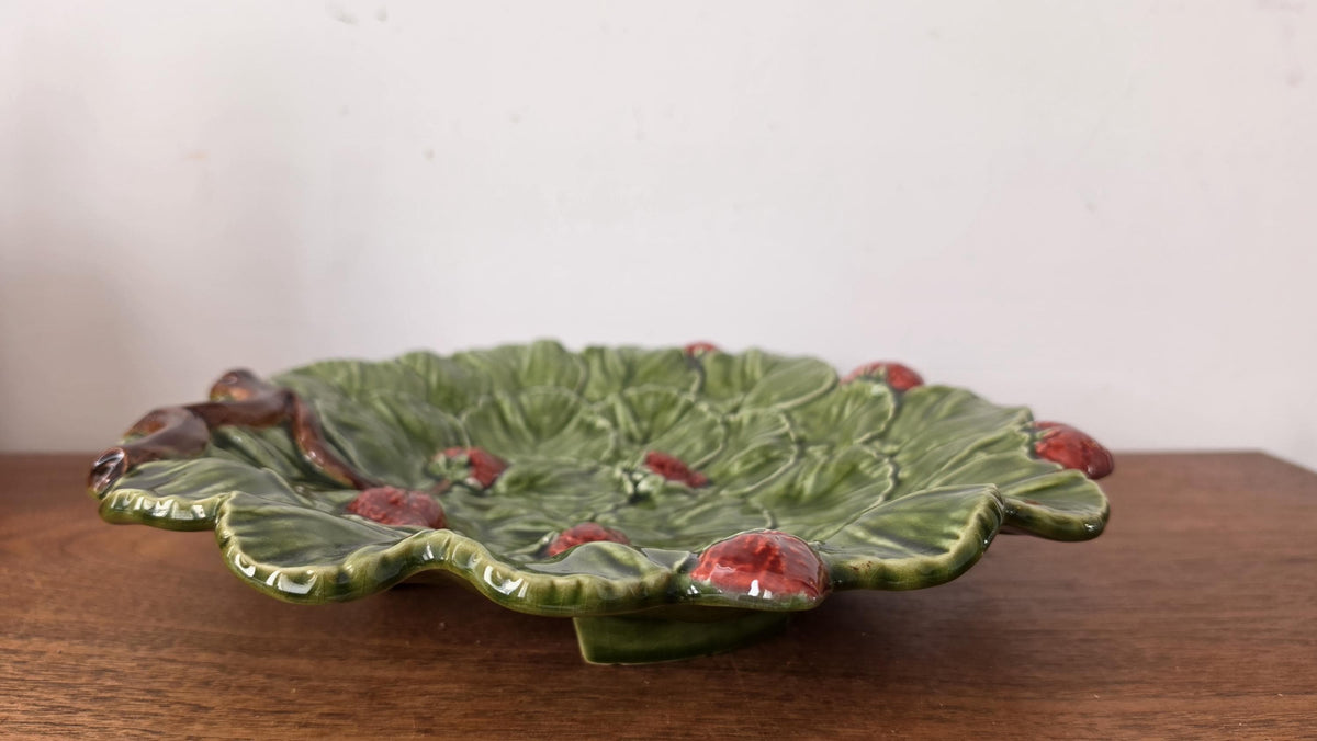 Vintage Majolica Strawberry Plate, Portuguese Ceramic Strawberry Platter, Cottagecore Serving Dish, Botanical Fruitware Decor