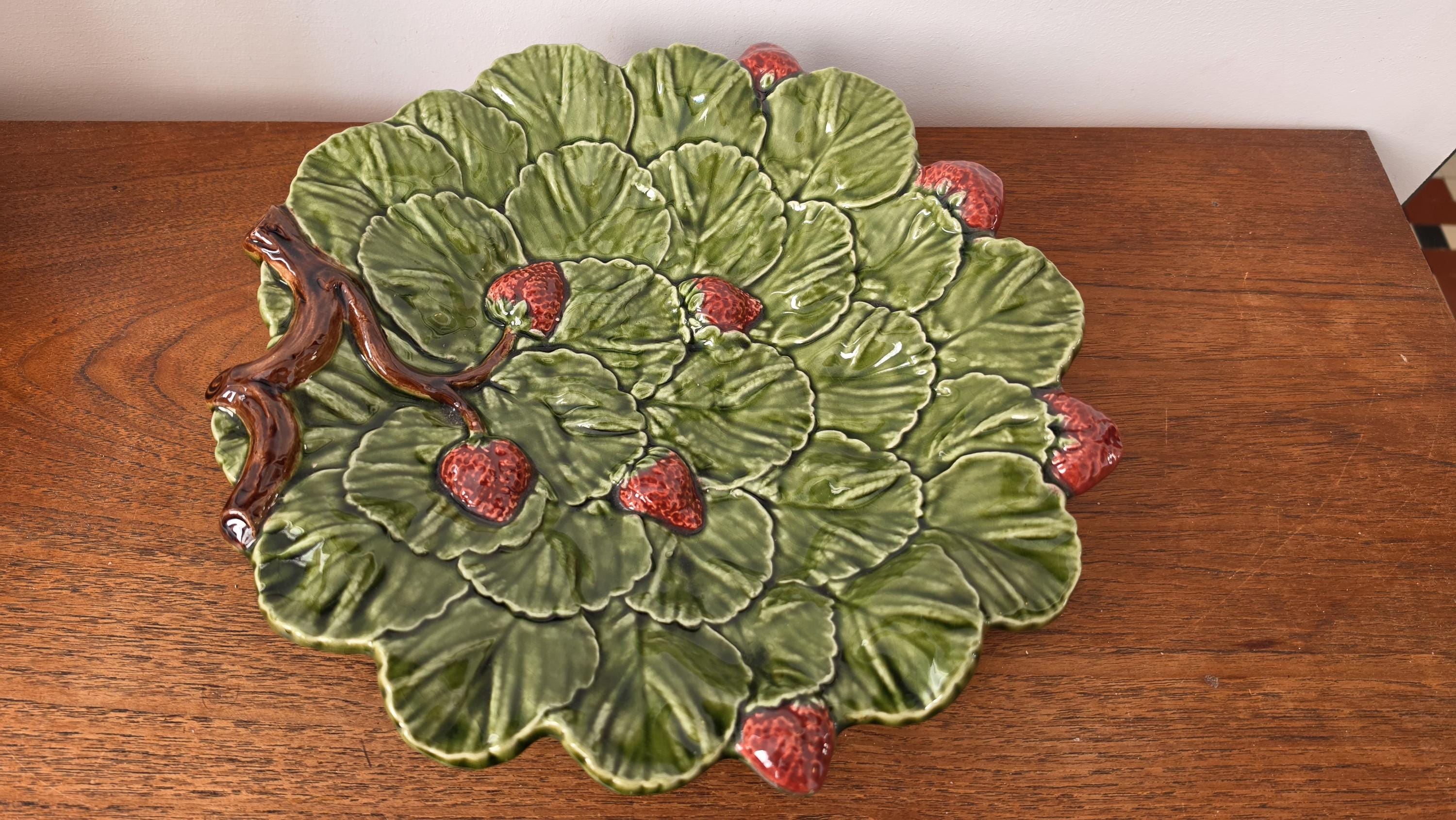 Vintage Majolica Strawberry Plate, Portuguese Ceramic Strawberry Platter, Cottagecore Serving Dish, Botanical Fruitware Decor