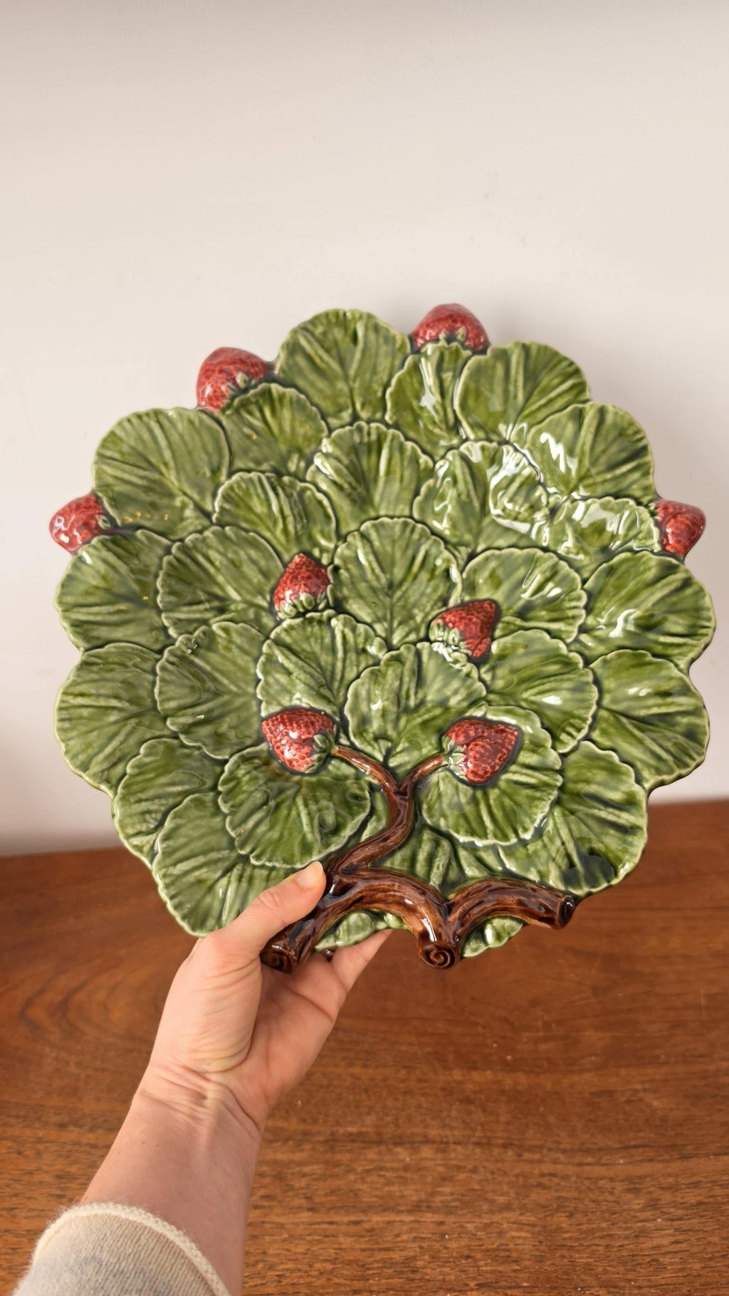 Vintage Majolica Strawberry Plate, Portuguese Ceramic Strawberry Platter, Cottagecore Serving Dish, Botanical Fruitware Decor