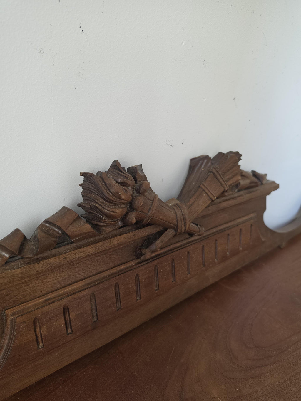 Antique Style Carved Wood Pediment Wall Decor, French Architectural Salvage Crest, Ornate Wood Overdoor Panel, Vintage Wall Accent
