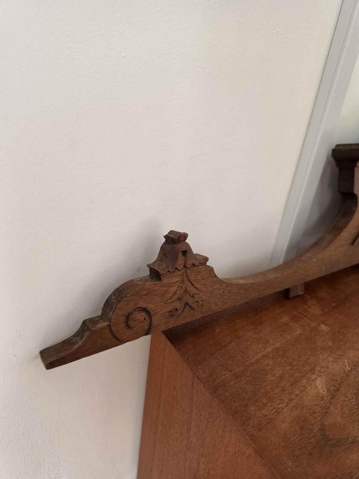 Antique Style Carved Wood Pediment Wall Decor, French Architectural Salvage Crest, Ornate Wood Overdoor Panel, Vintage Wall Accent