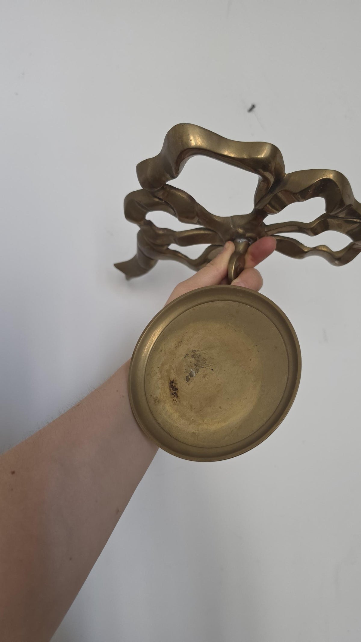 Vintage Brass Ribbon Wall Candle Holder, Hollywood Regency Sconce, Bow Wall Candle Shelf, French Country Decor, Ornate Brass Candleholder