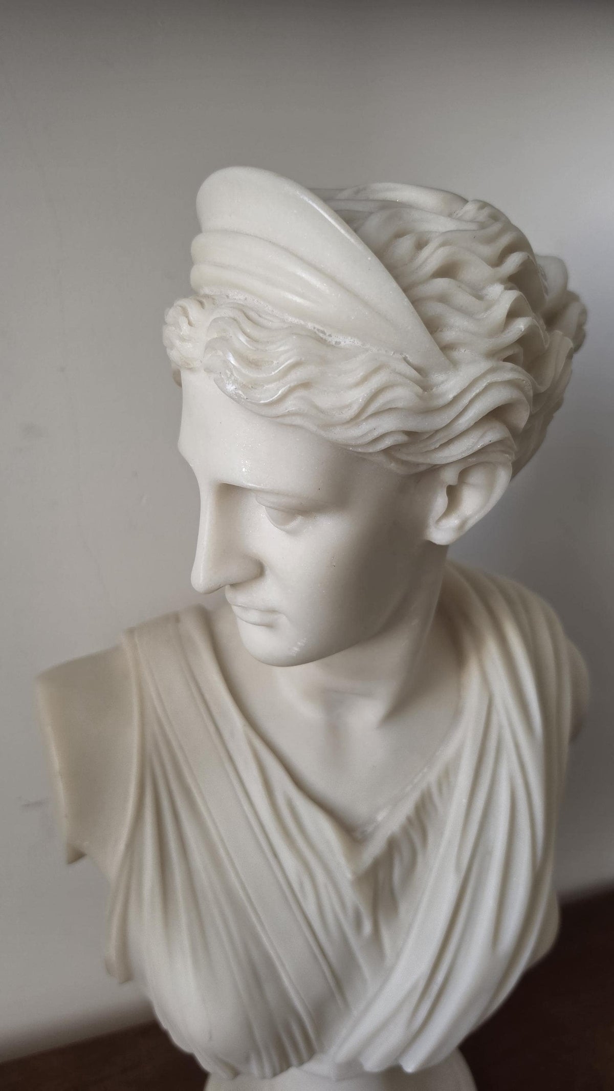 Large Resin Classical Goddess Bust Sculpture, Greco Roman Artemis Statue, Neoclassical Decor, White Roman Bust, Grandmillennial Shelf Decor