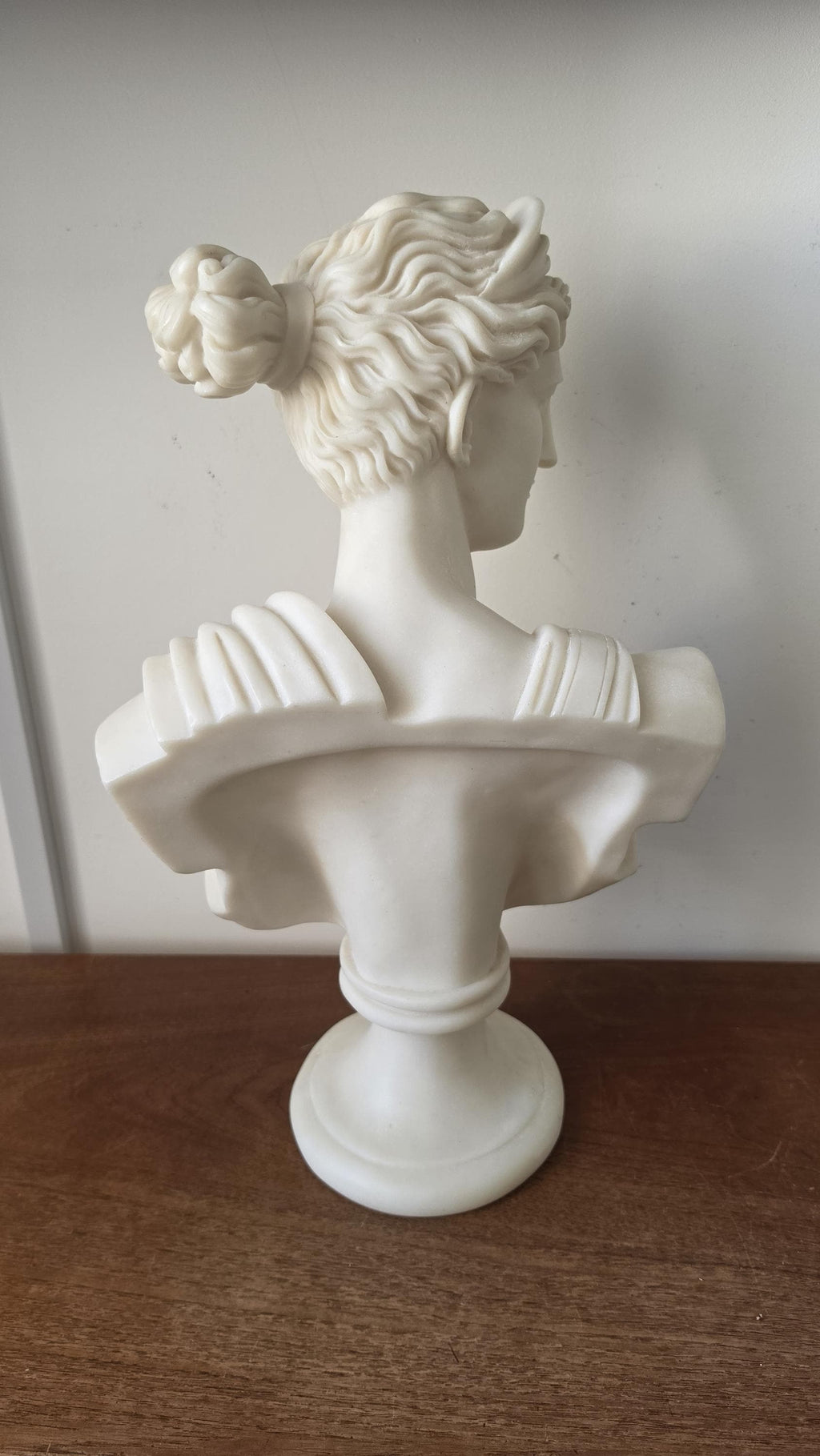 Large Resin Classical Goddess Bust Sculpture, Greco Roman Artemis Statue, Neoclassical Decor, White Roman Bust, Grandmillennial Shelf Decor