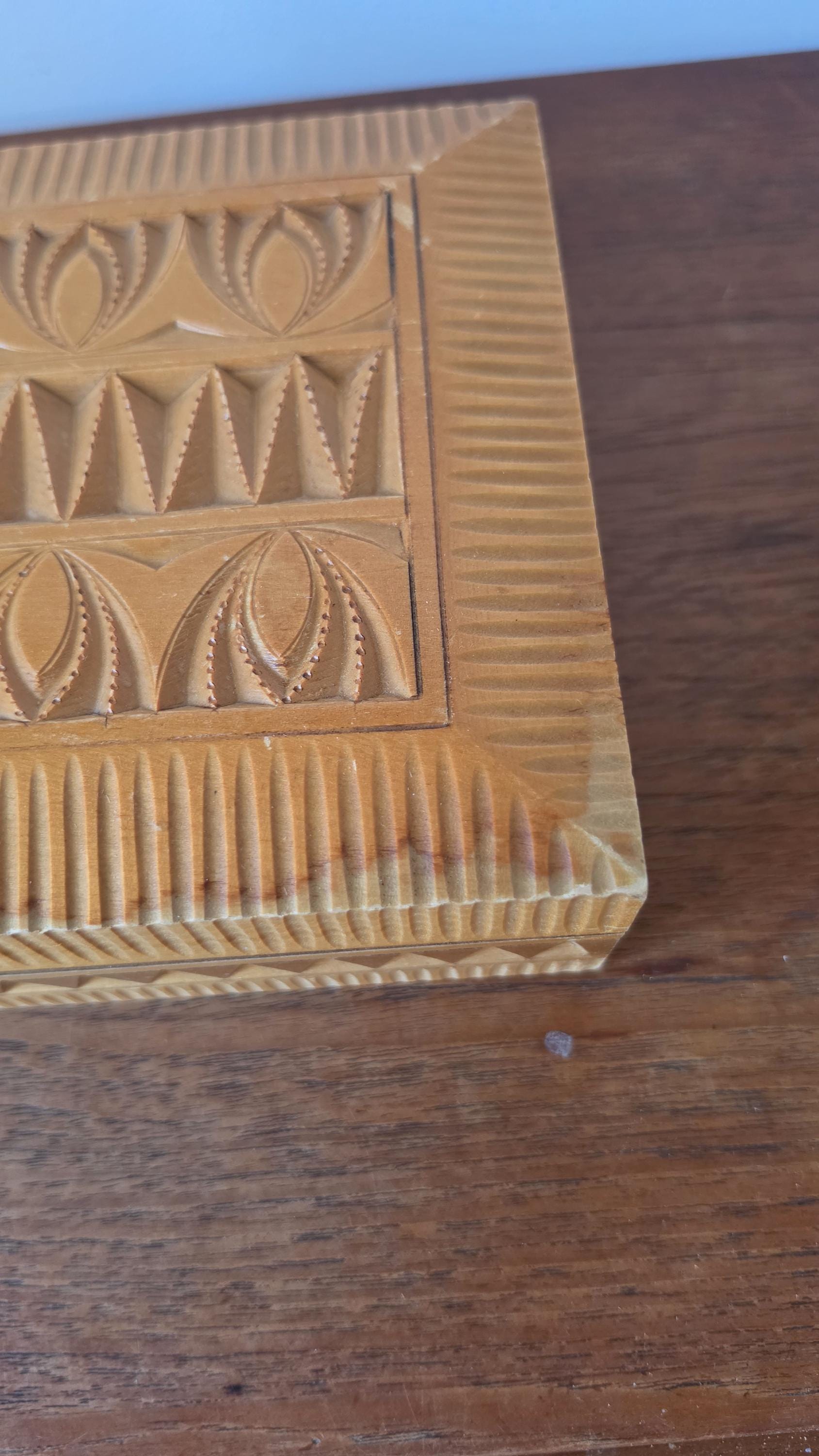 Hand Carved Wooden Keepsake Box, Folk Art Storage Box, Scandinavian Carved Wood Box, Rustic Jewelry Box, Primitive Decorative Box