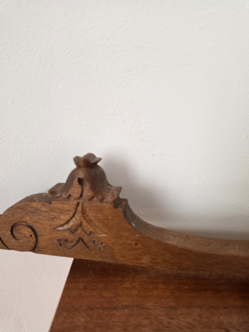 Antique Style Carved Wood Pediment Wall Decor, French Architectural Salvage Crest, Ornate Wood Overdoor Panel, Vintage Wall Accent
