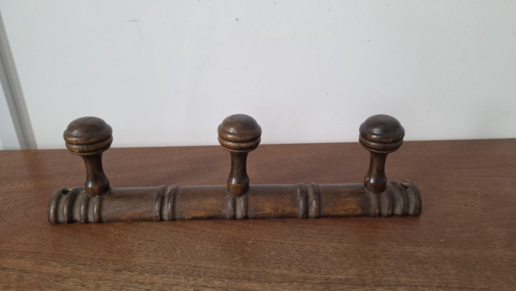 Vintage Wooden Wall Coat Rack, 3 Peg Coat Hook, Rustic Farmhouse Wall Organizer, Dark Wood Hat Rack, Entryway Towel Holder