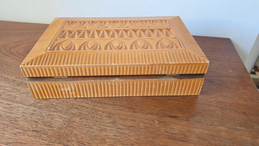 Hand Carved Wooden Keepsake Box, Folk Art Storage Box, Scandinavian Carved Wood Box, Rustic Jewelry Box, Primitive Decorative Box