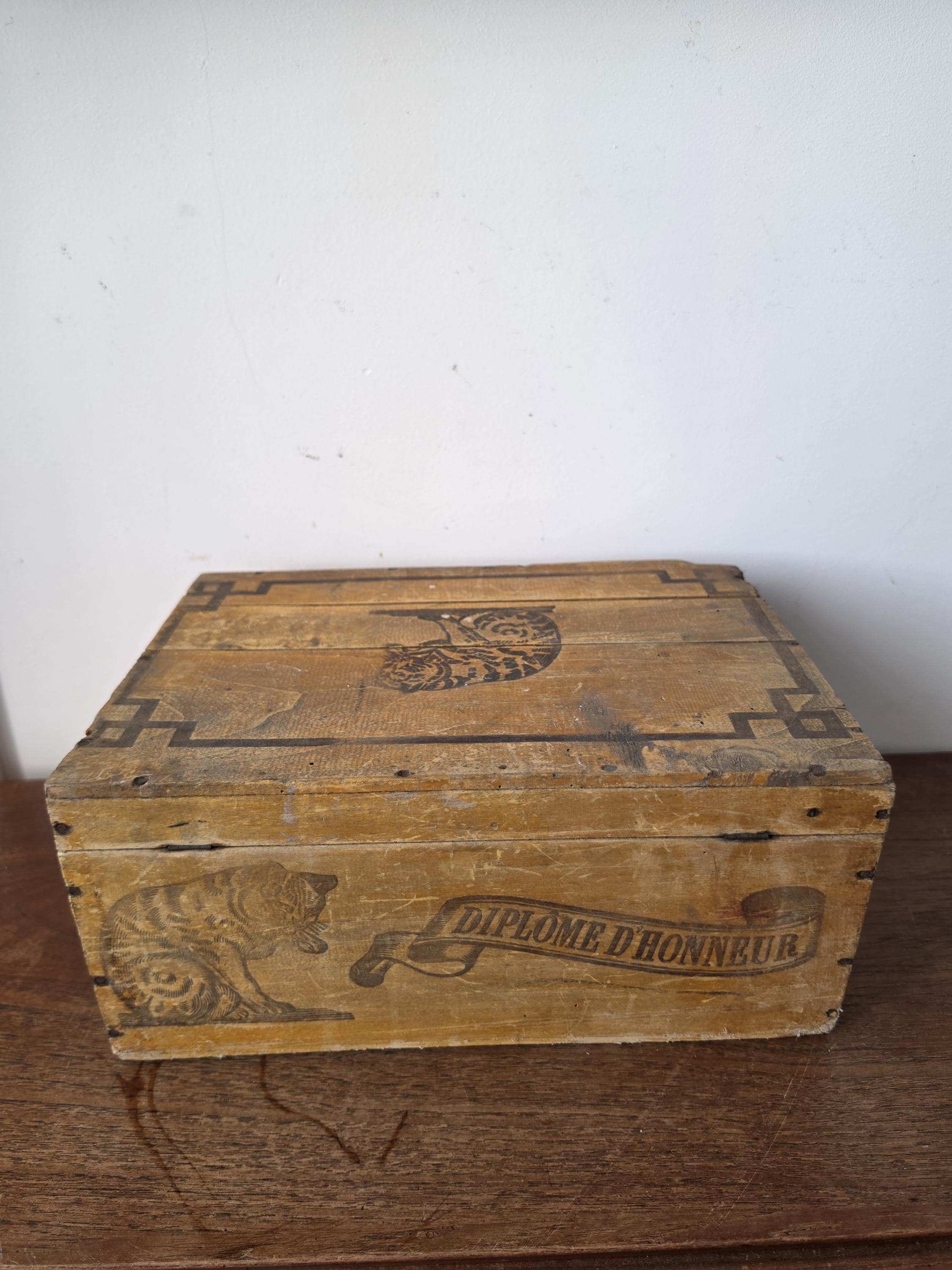 Antique French Wooden Storage Box, Amidon Au Chat Advertising Crate, Rustic Farmhouse Keepsake Chest, Primitive Tiger Decor