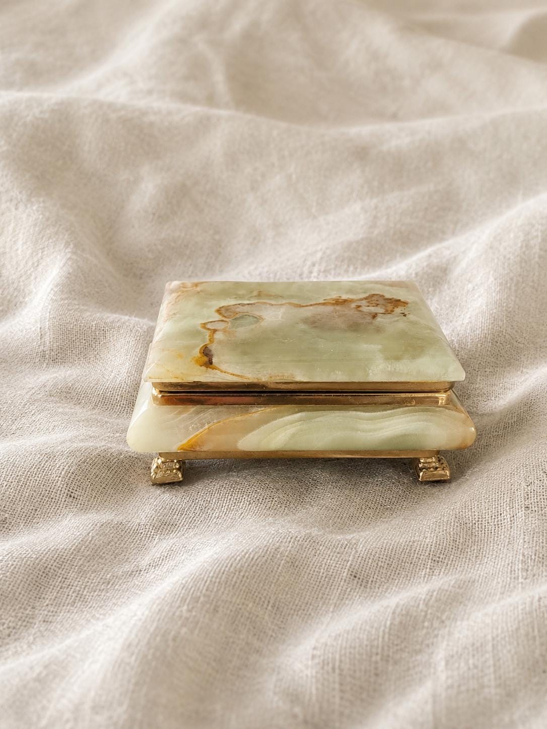 Vintage Green Onyx Stone Box, Mid Century Onyx Jewelry Box, Polished Marble Trinket Box, Natural Stone Decor, 1970s Desk or Vanity Box