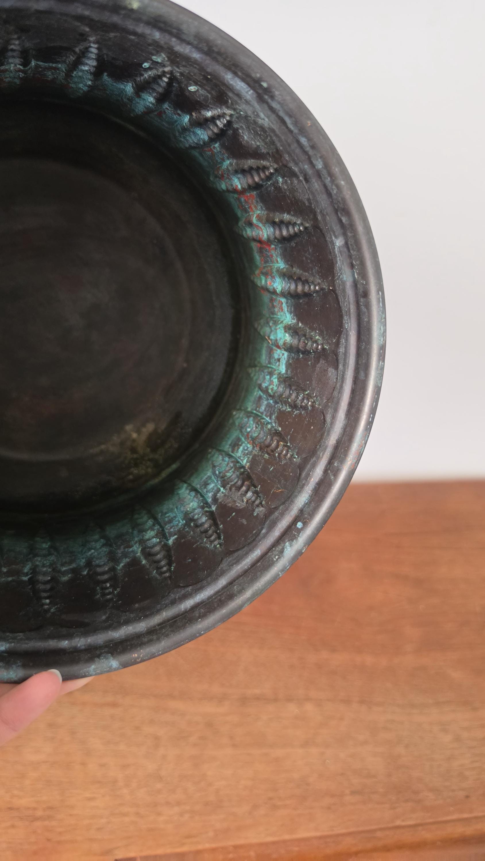 Vintage Copper Cachepot Planter Arts and Crafts Copper Jardinere Hammered Copper Plant Pot Rustic Farmhouse Decor Bowl