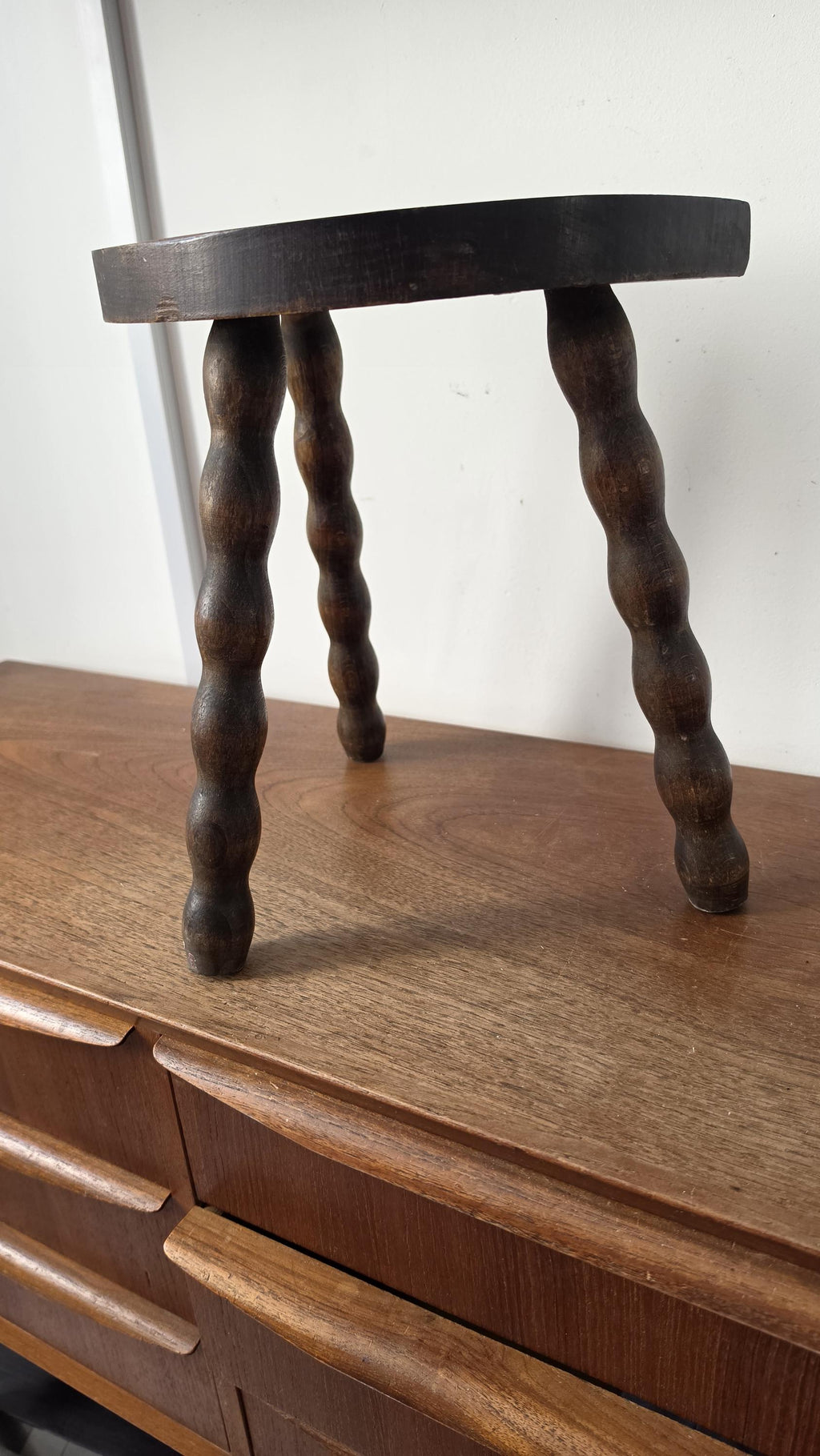 Vintage Bobbin Leg Milking Stool Rustic Wood Footstool Turned Wood Stool Primitive Farmhouse Decor Small Accent Stool
